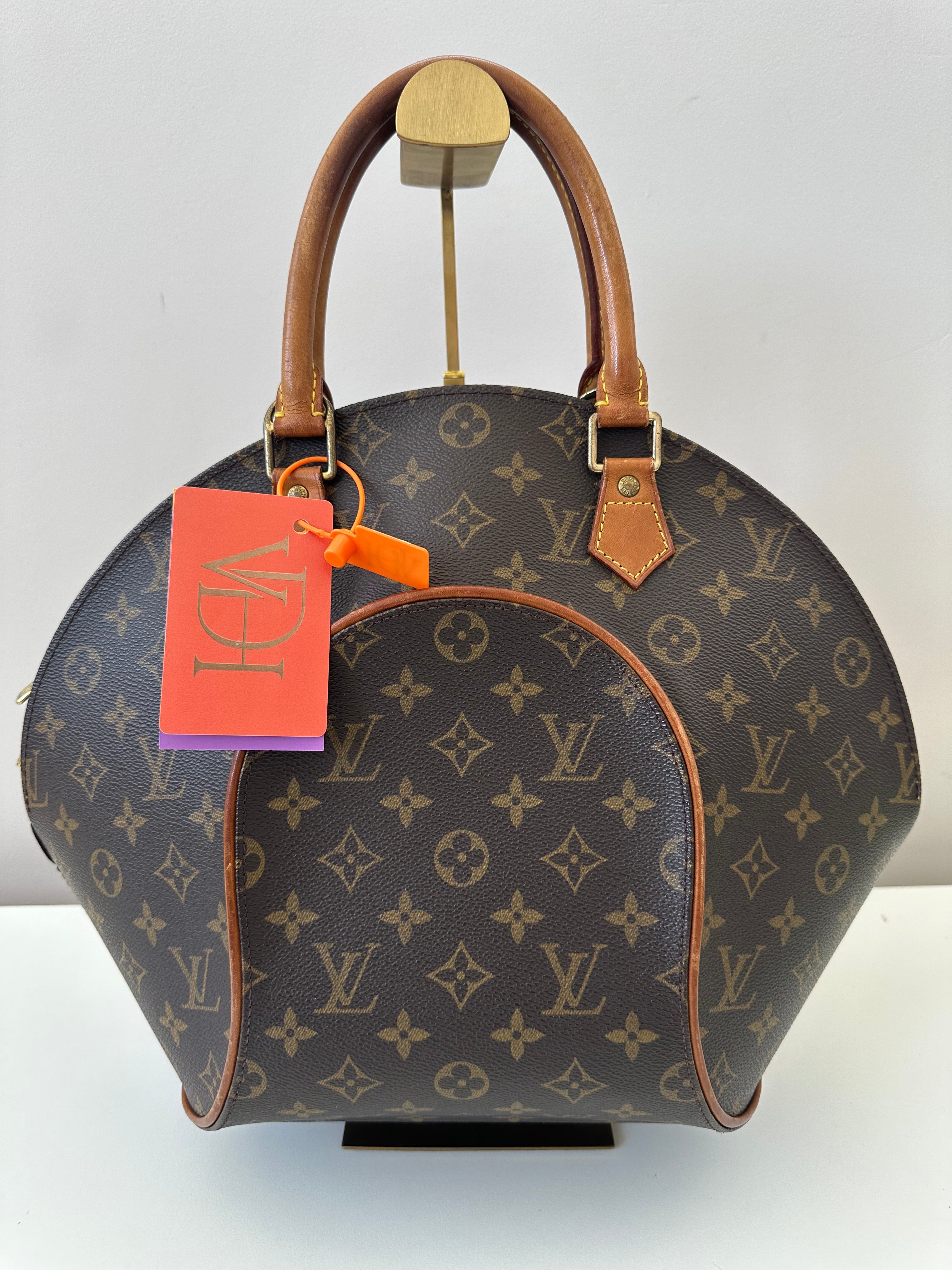Louis Vuitton Ellipse MM