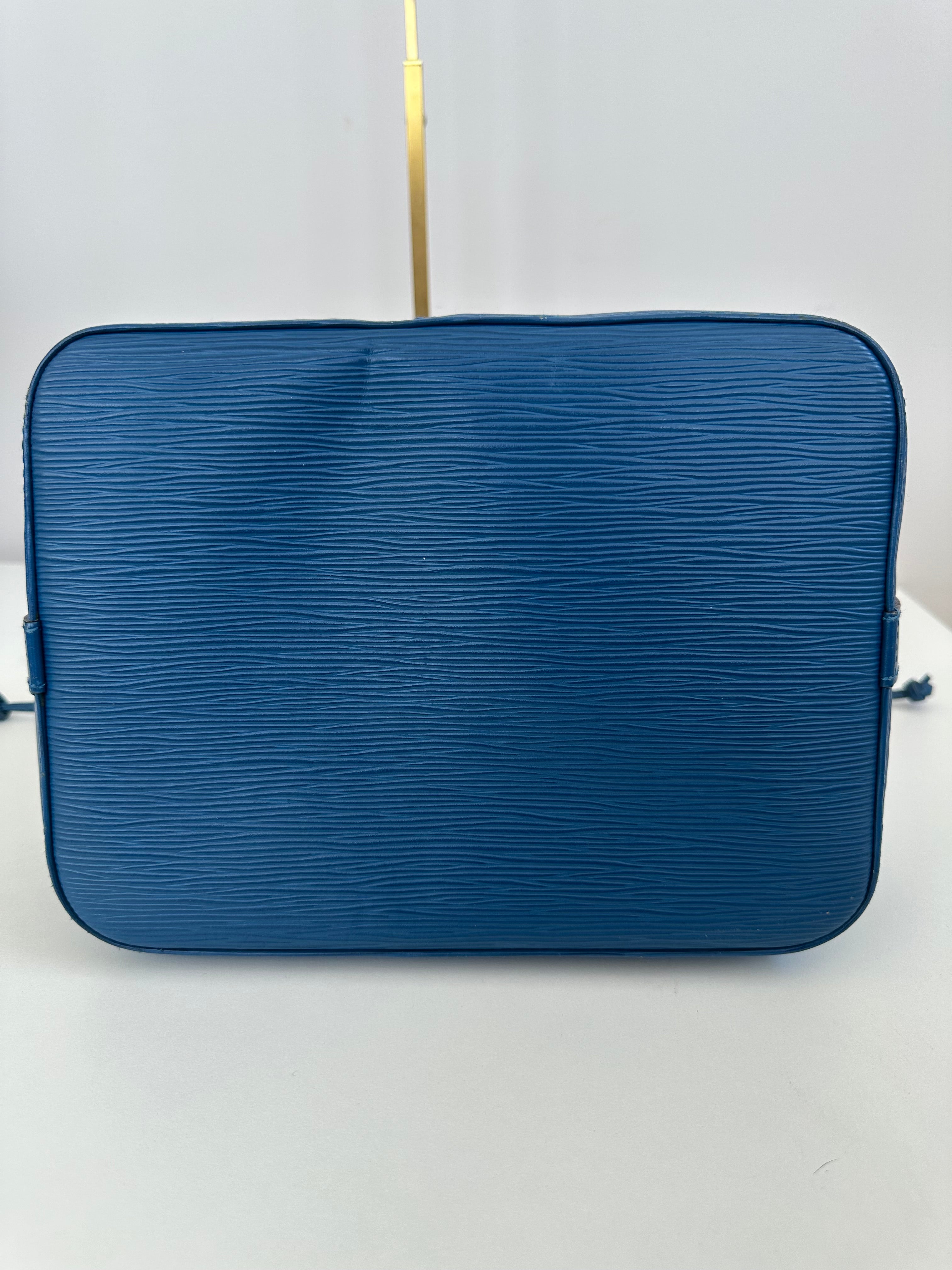 Louis Vuitton Petite Noé Epi Blue