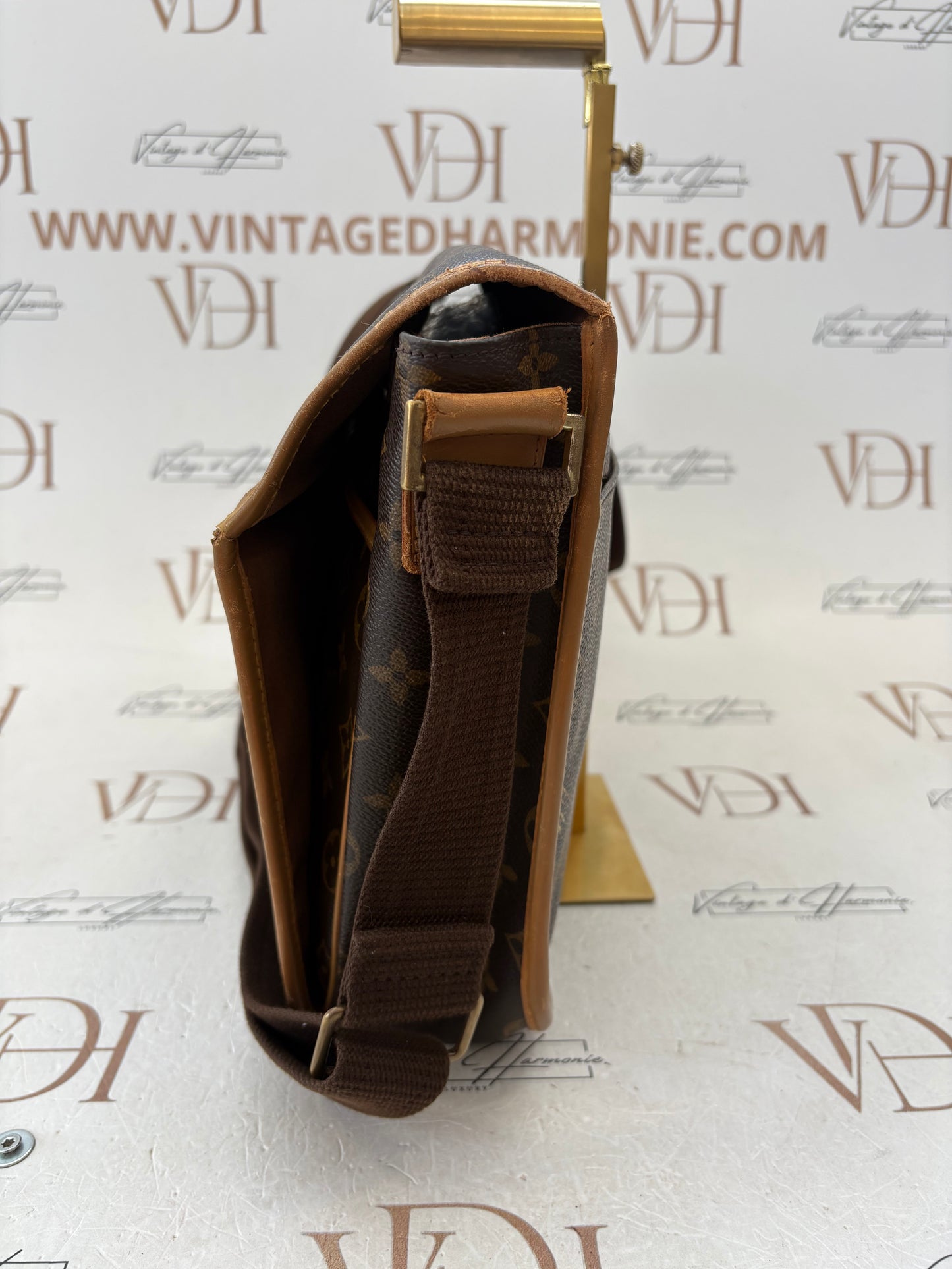 200996 - Louis Vuitton Bosphore