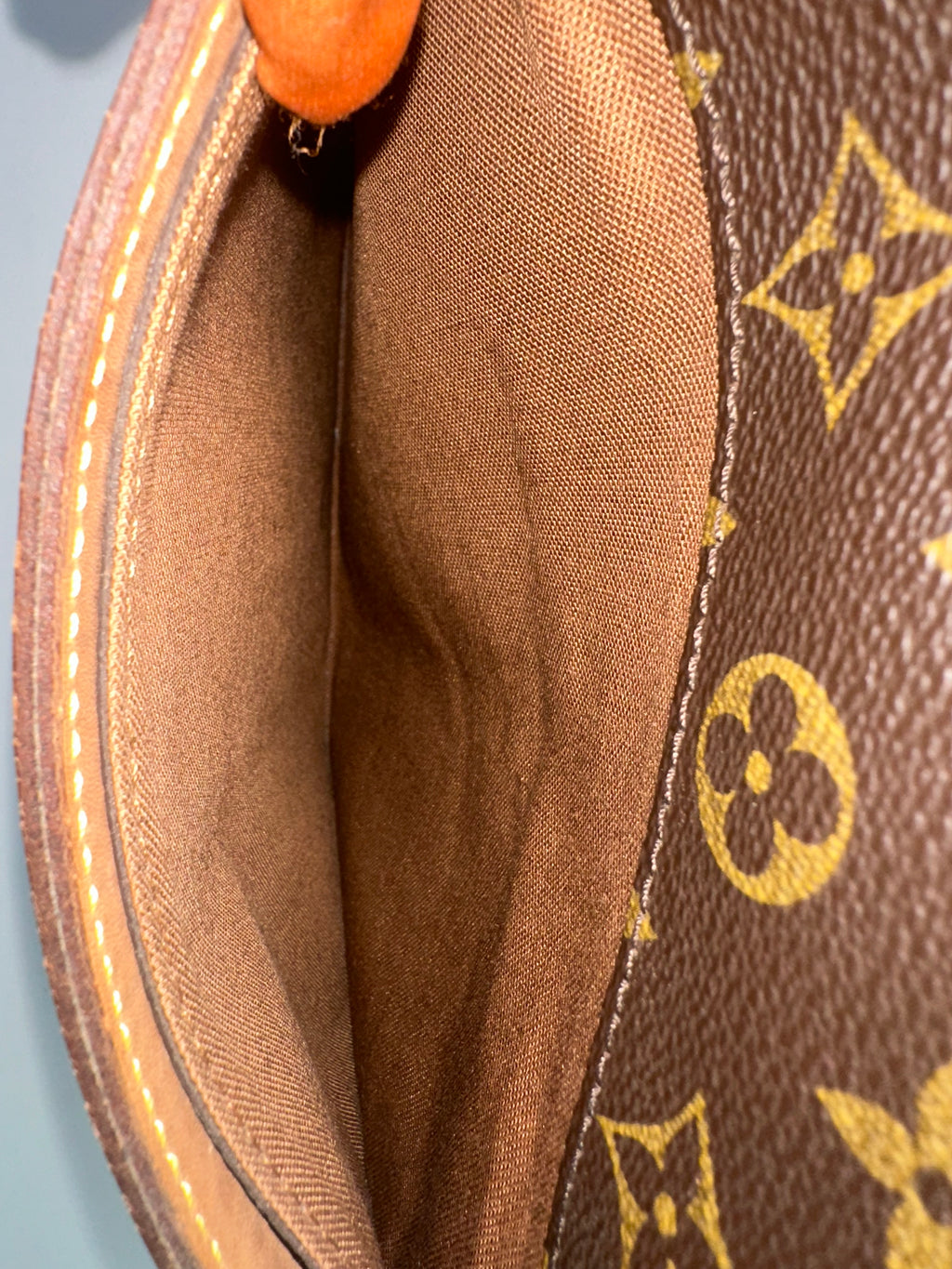 Louis Vuitton Abbesses