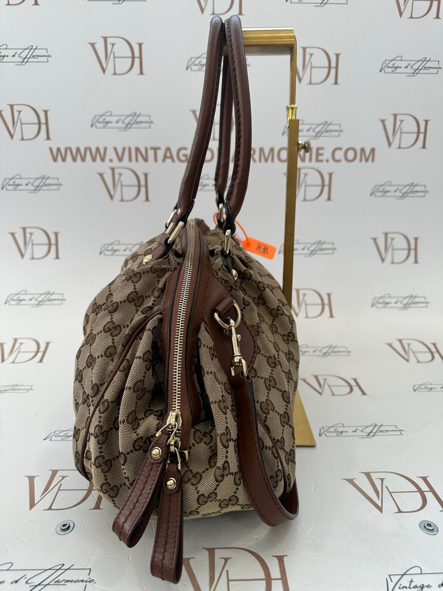 382476 - Gucci Sukey