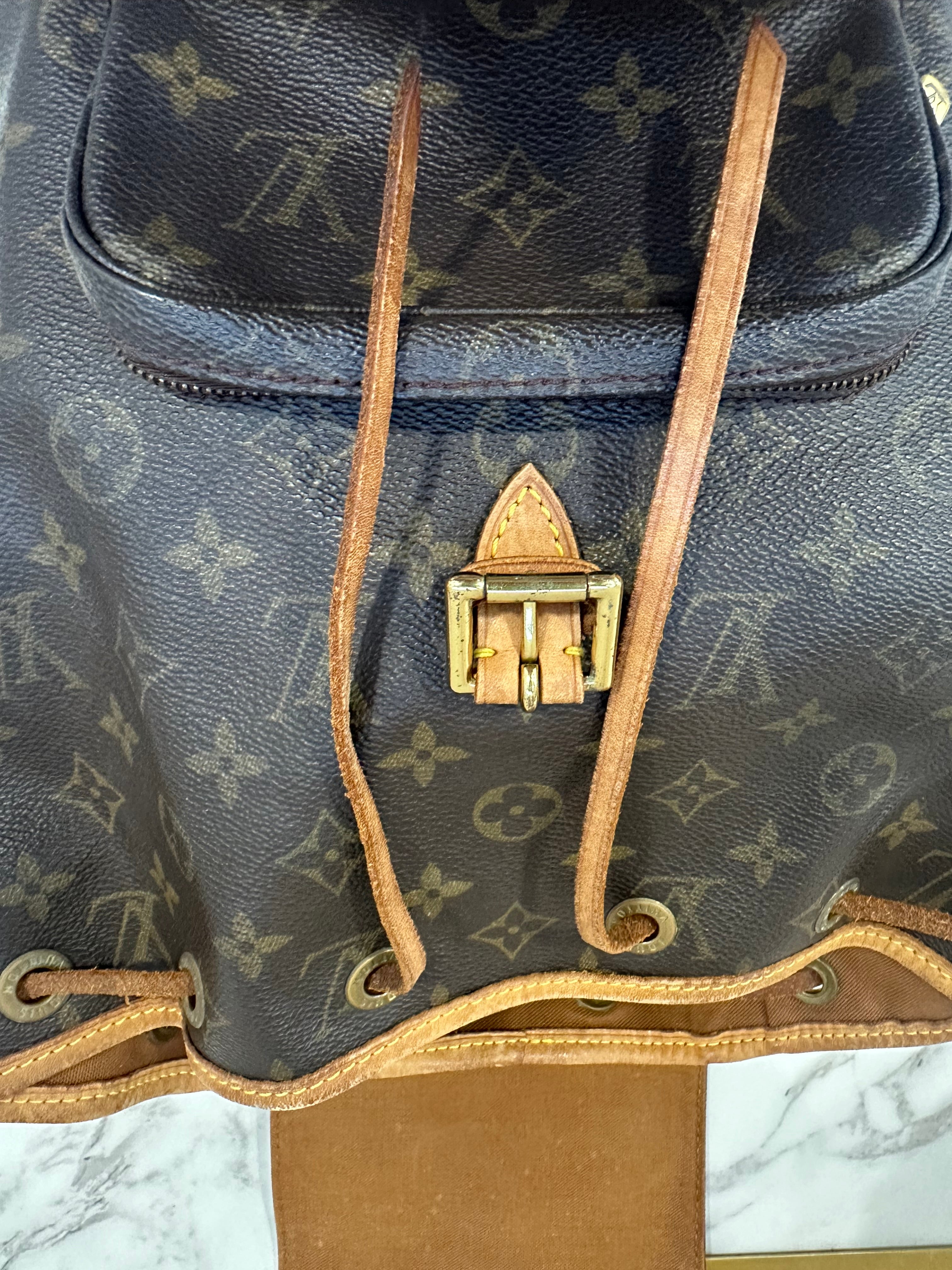 Louis Vuitton Montsouris MM