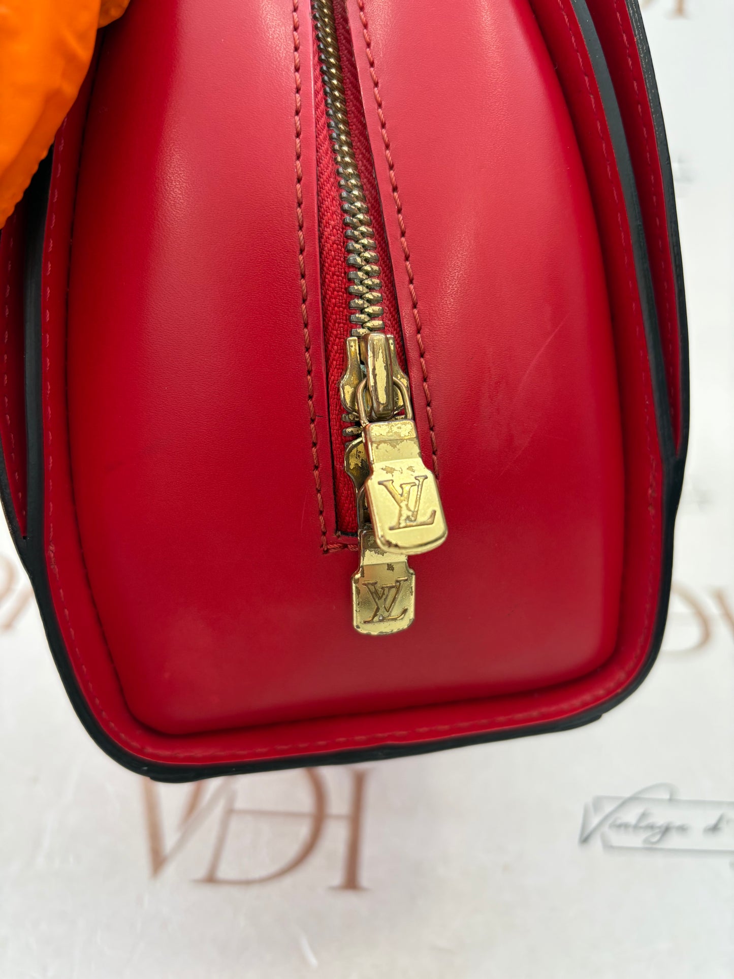 383383 - Louis Vuitton Ponneuf