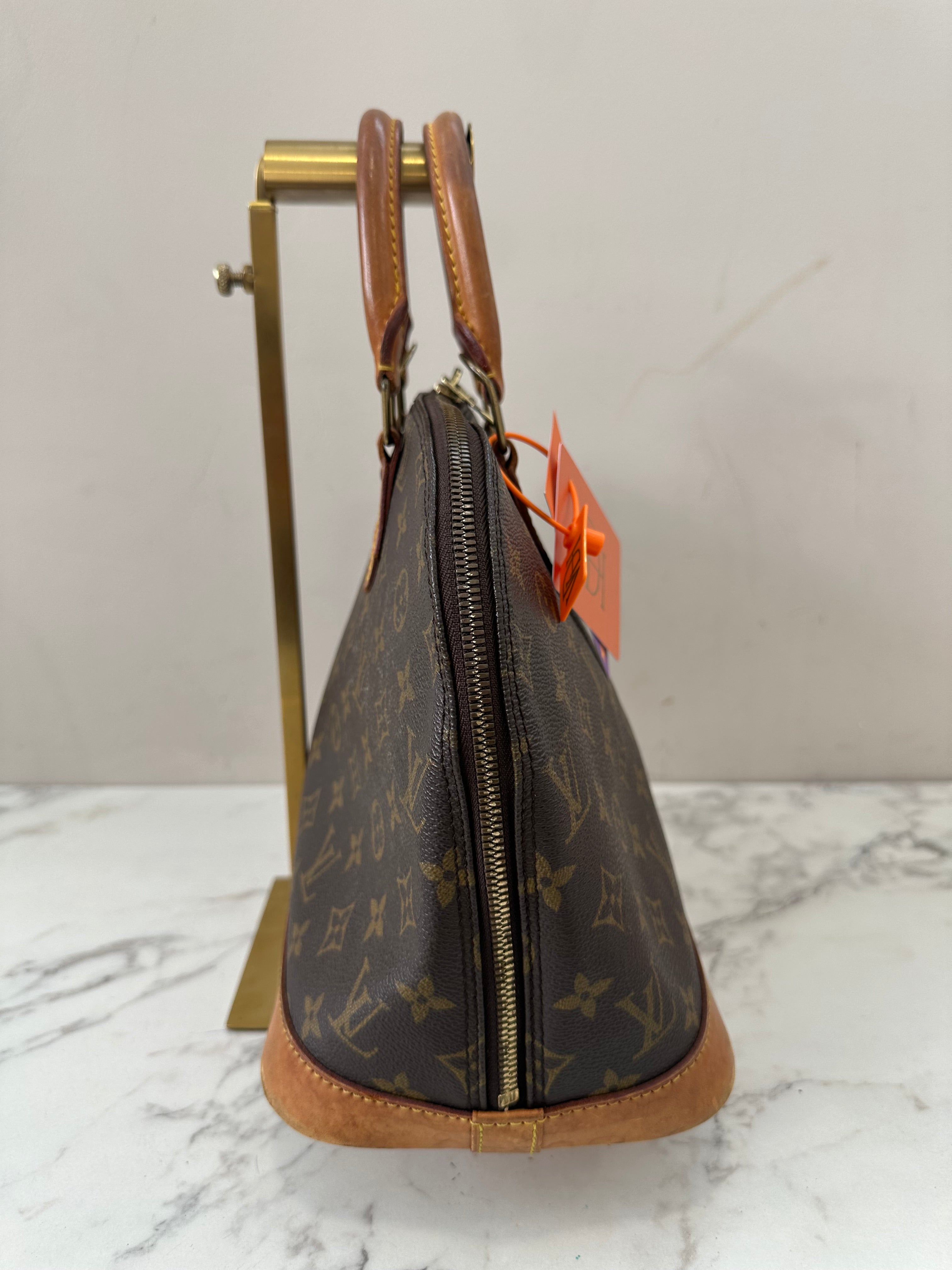 Louis Vuitton Alma