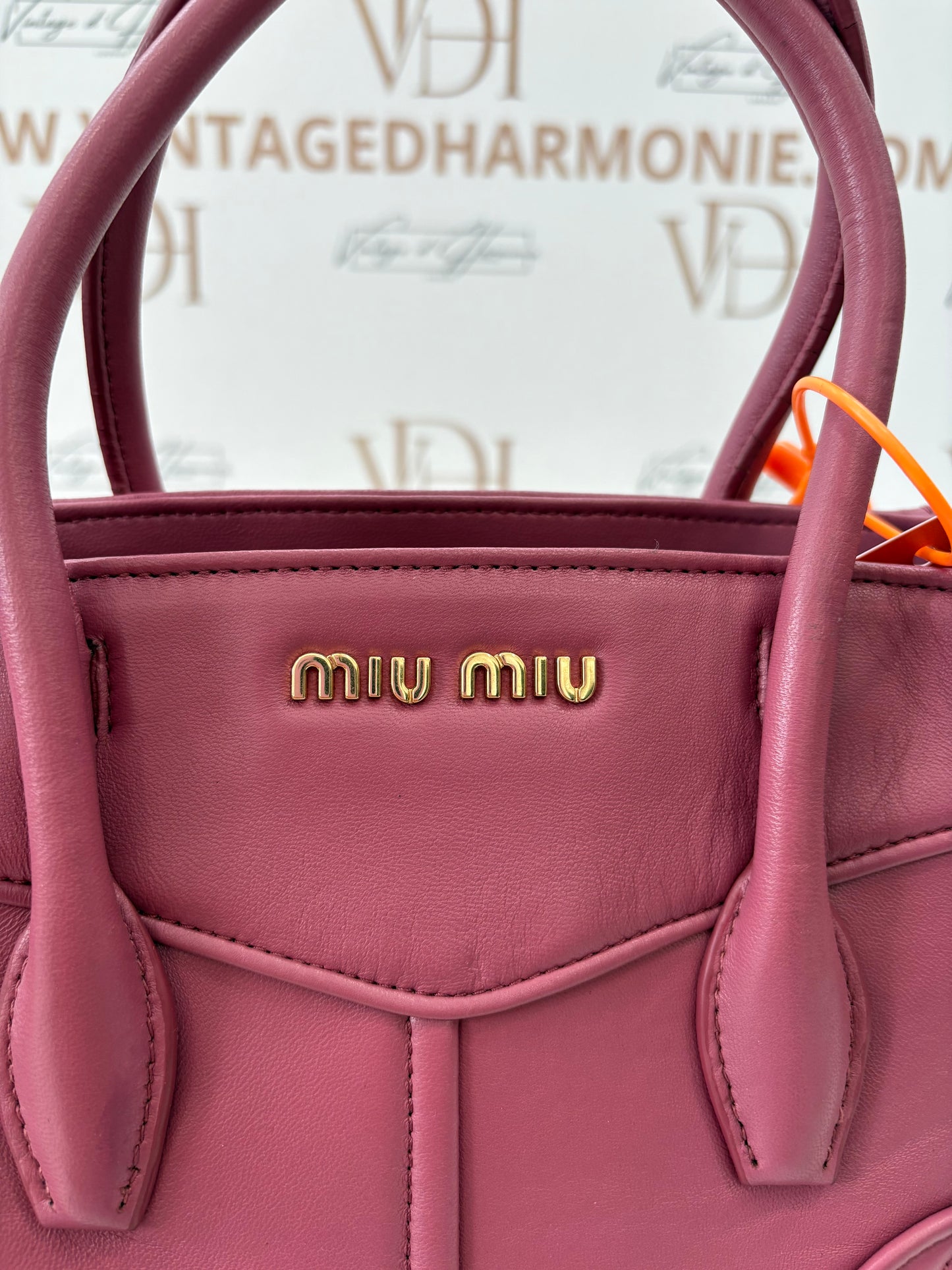 384327 - Miu Miu