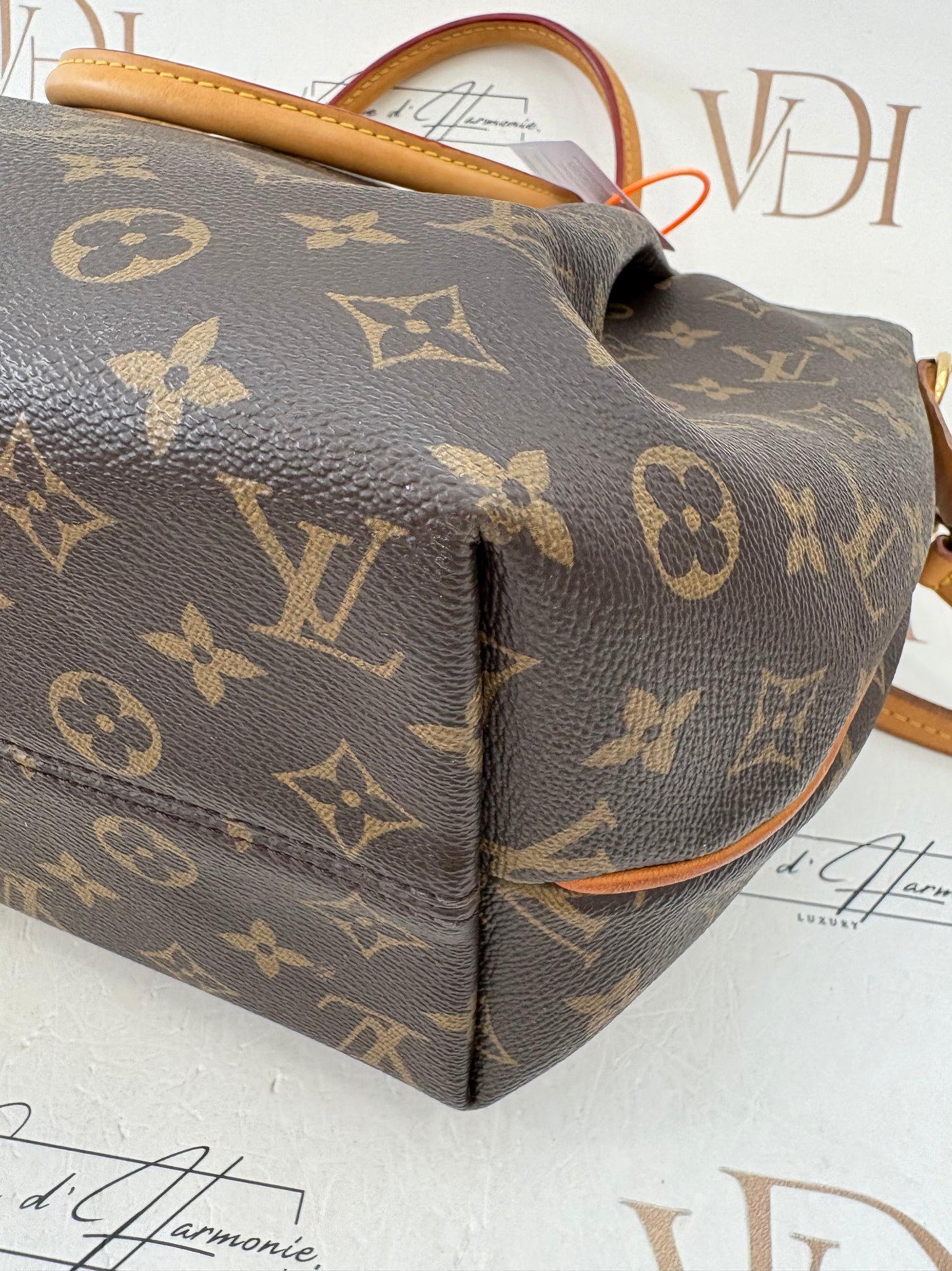 383263 - Louis Vuitton Turenne