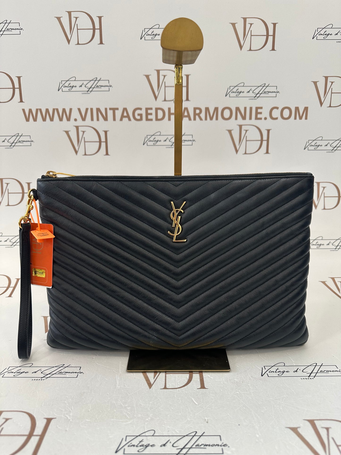 382308 - Saint Laurent Cassandre Matelasse