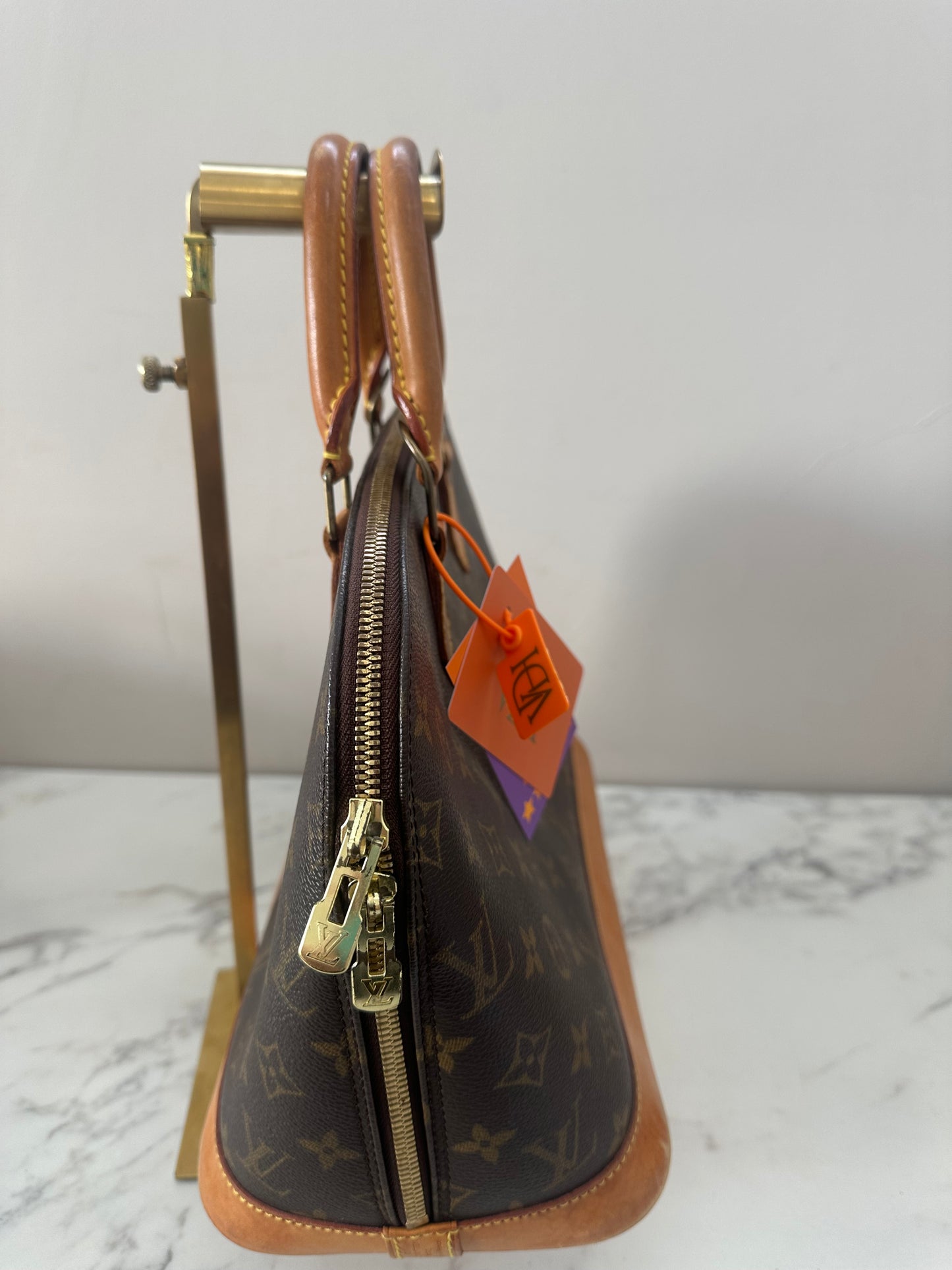 Louis Vuitton Alma