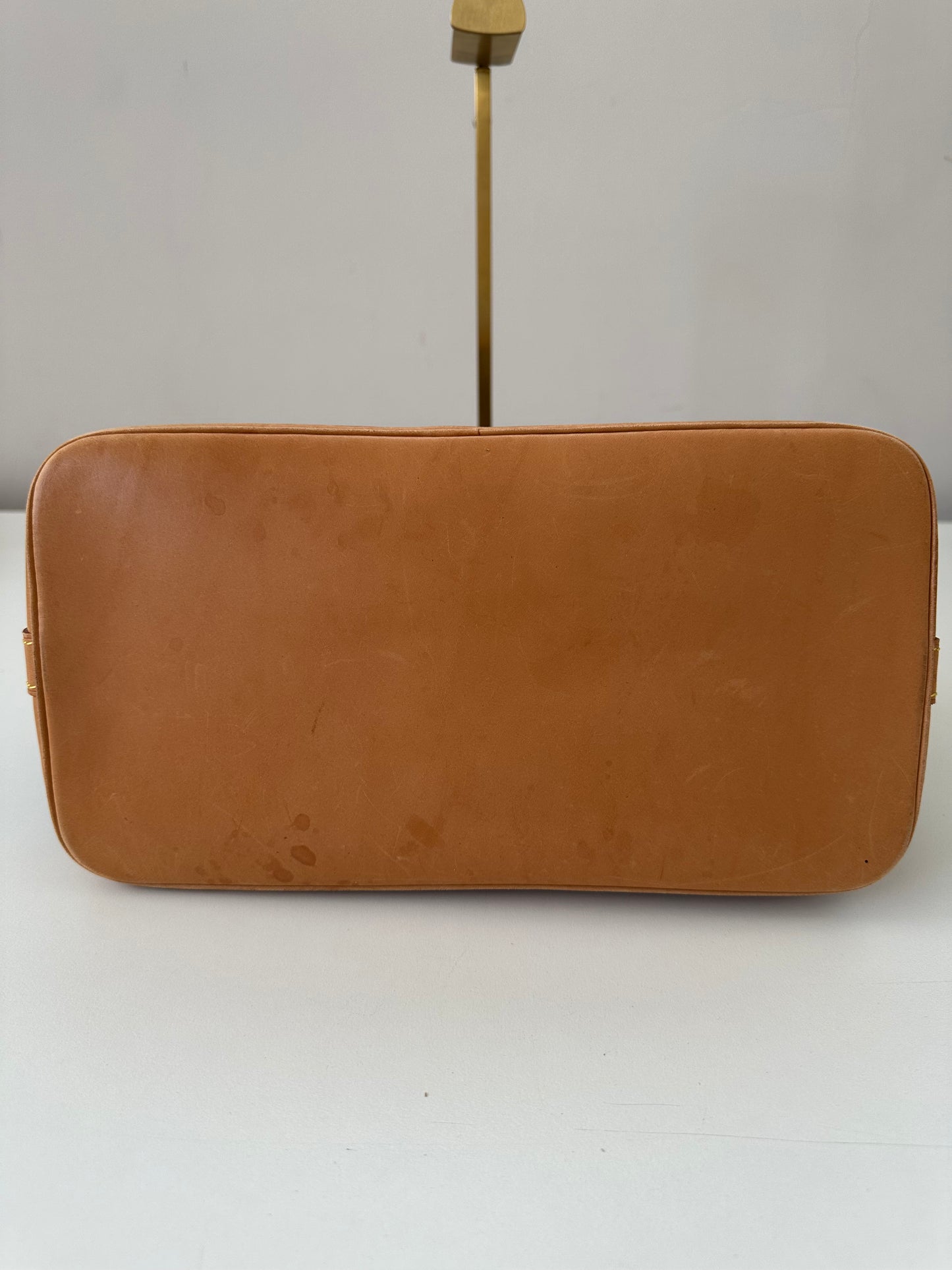 Louis Vuitton Alma