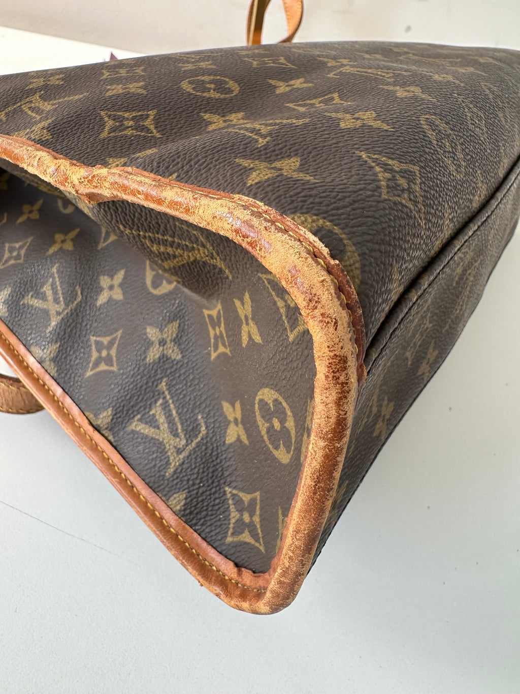 Louis Vuitton Beverly Business