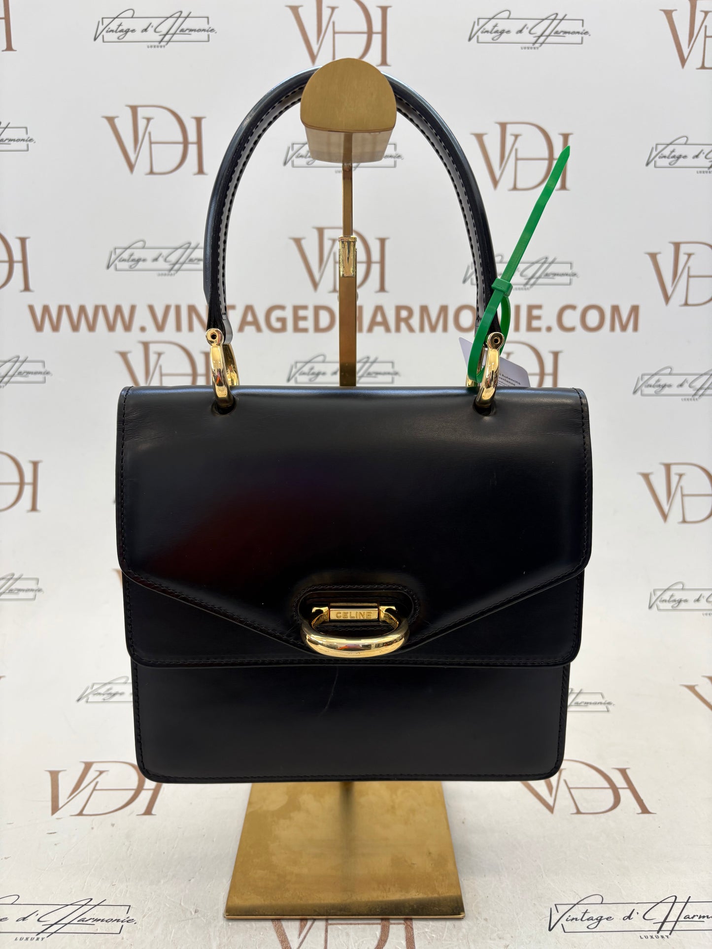 017099 - Céline Black