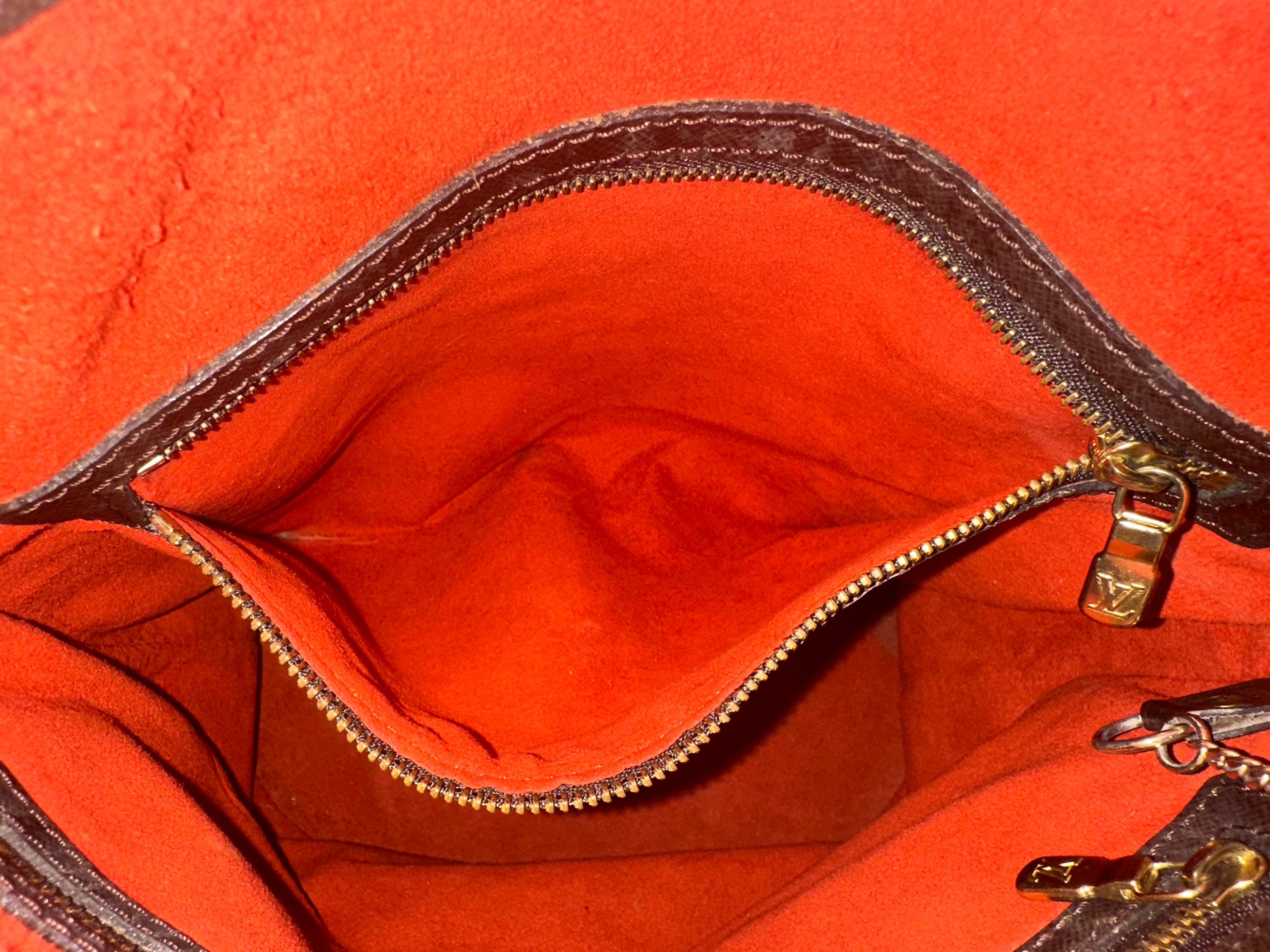 Louis Vuitton Marais Ebene