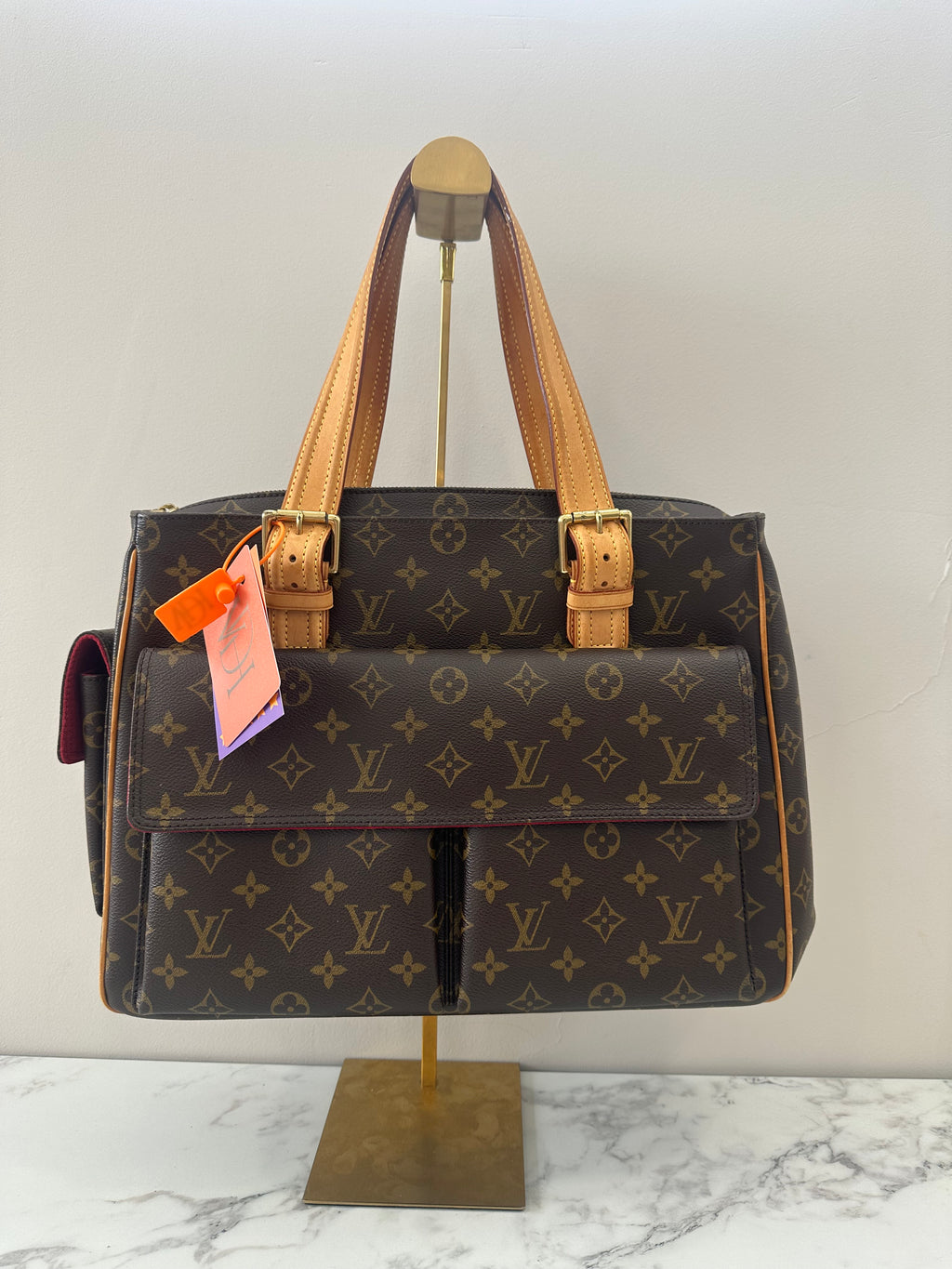 Louis Vuitton Exanthri cite