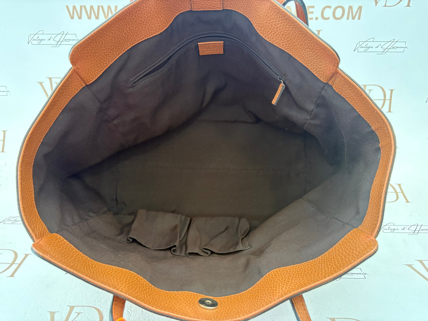 201628 - Gucci Brown
