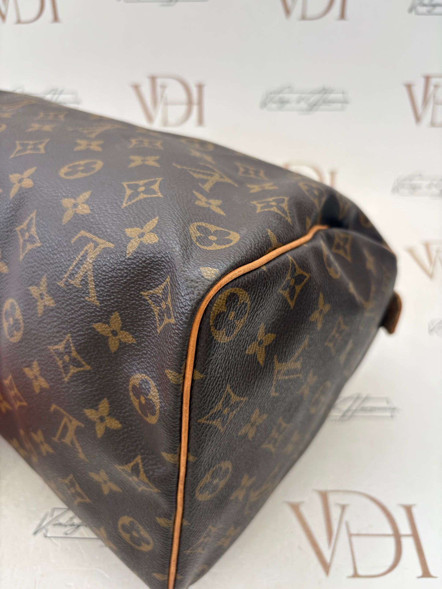 018606 - Louis Vuitton Speedy 35