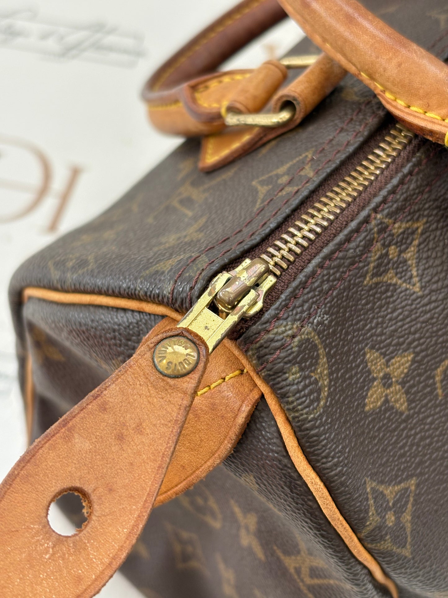 018244 - Louis Vuitton Speedy 25