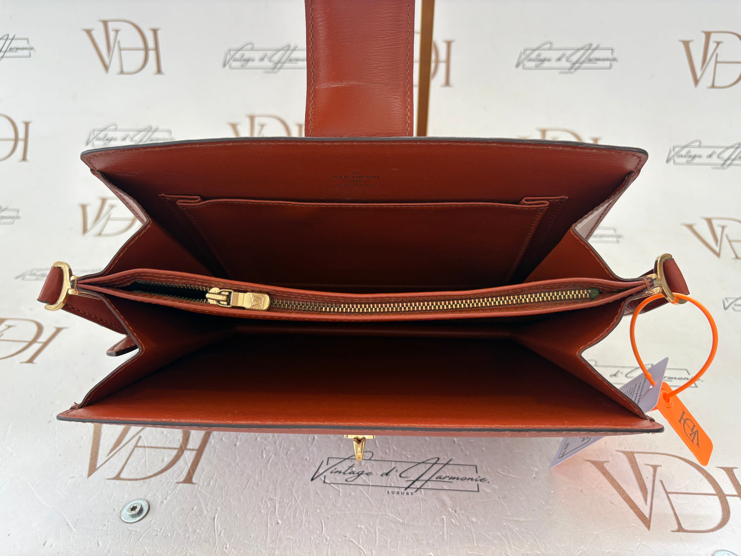 016977 - Louis Vuitton Epi Capuchin