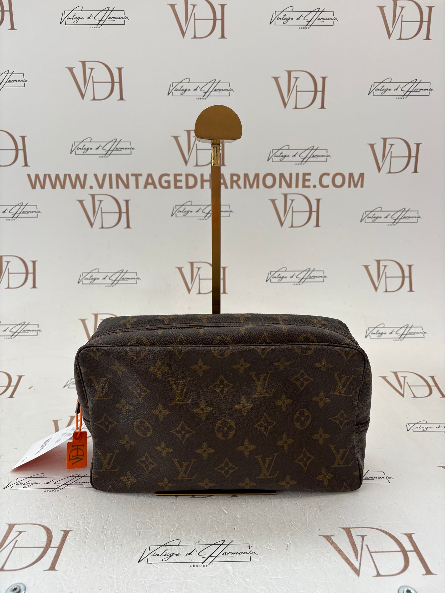 018115 - Louis Vuitton Trousse Toilette 28 M