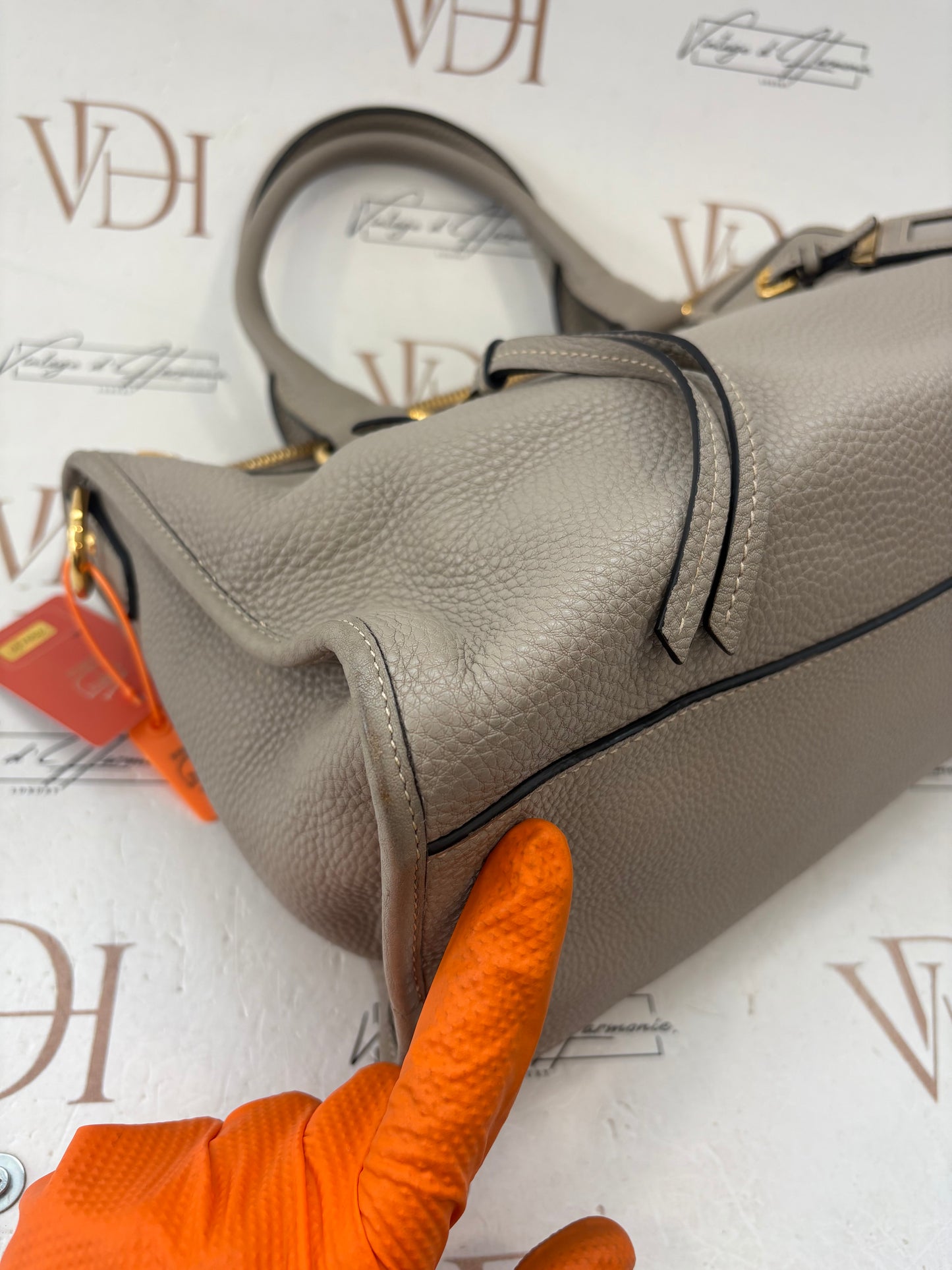 200750 - Prada