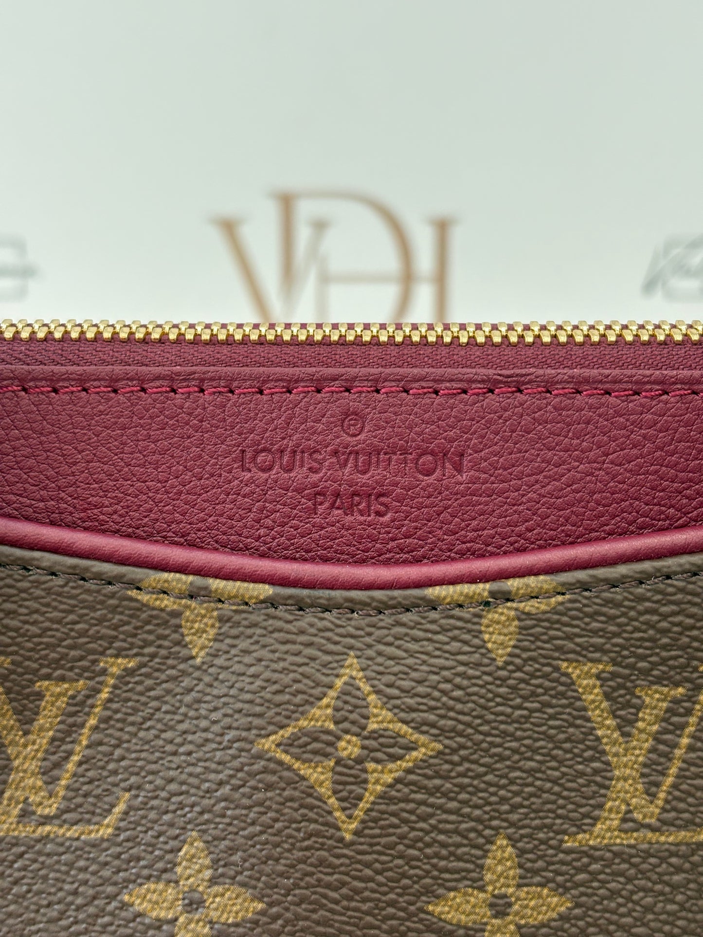 383833 - Louis Vuitton Pallas