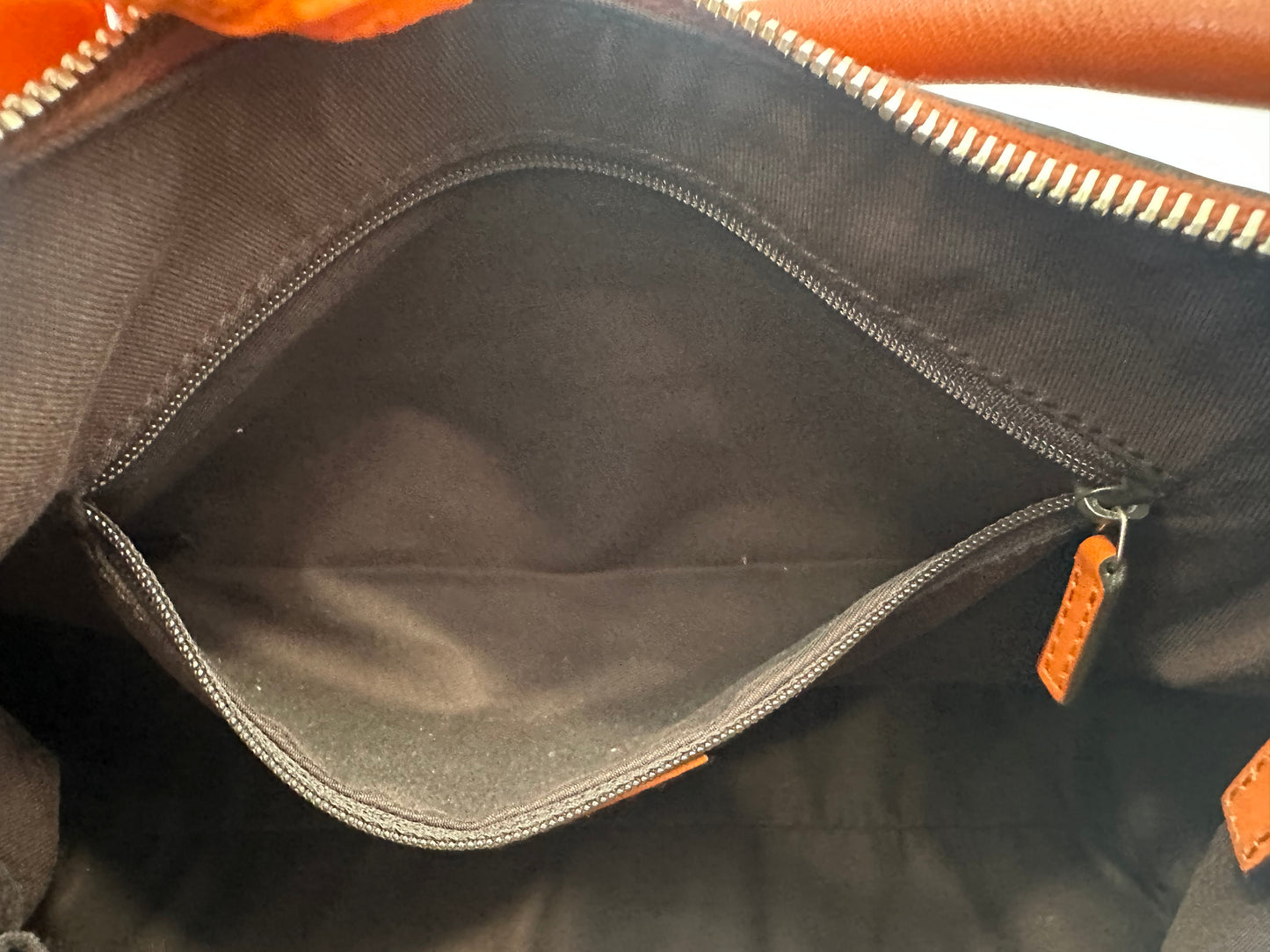 382519 - Gucci Abbey