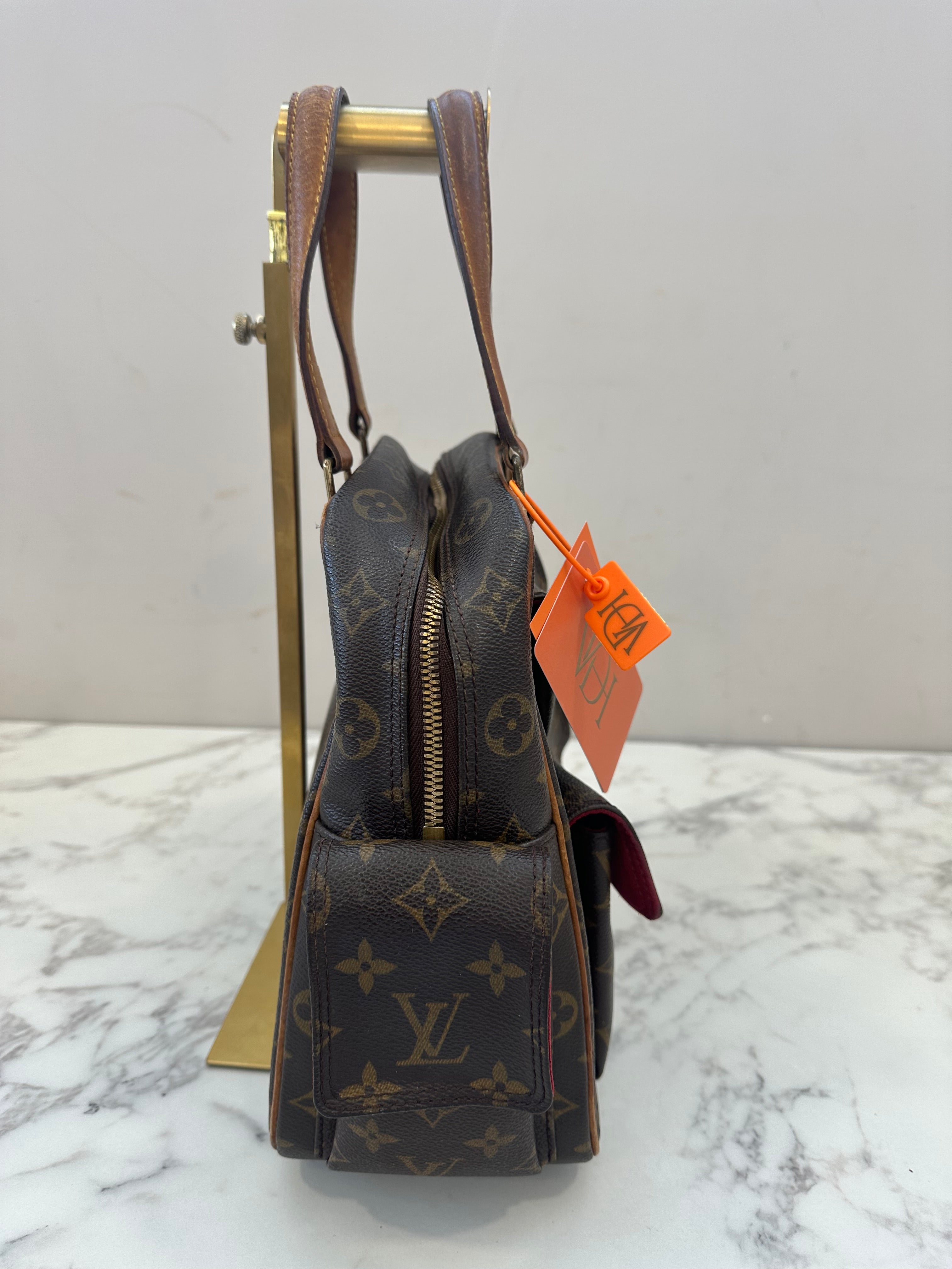 Louis Vuitton Excentri Cite