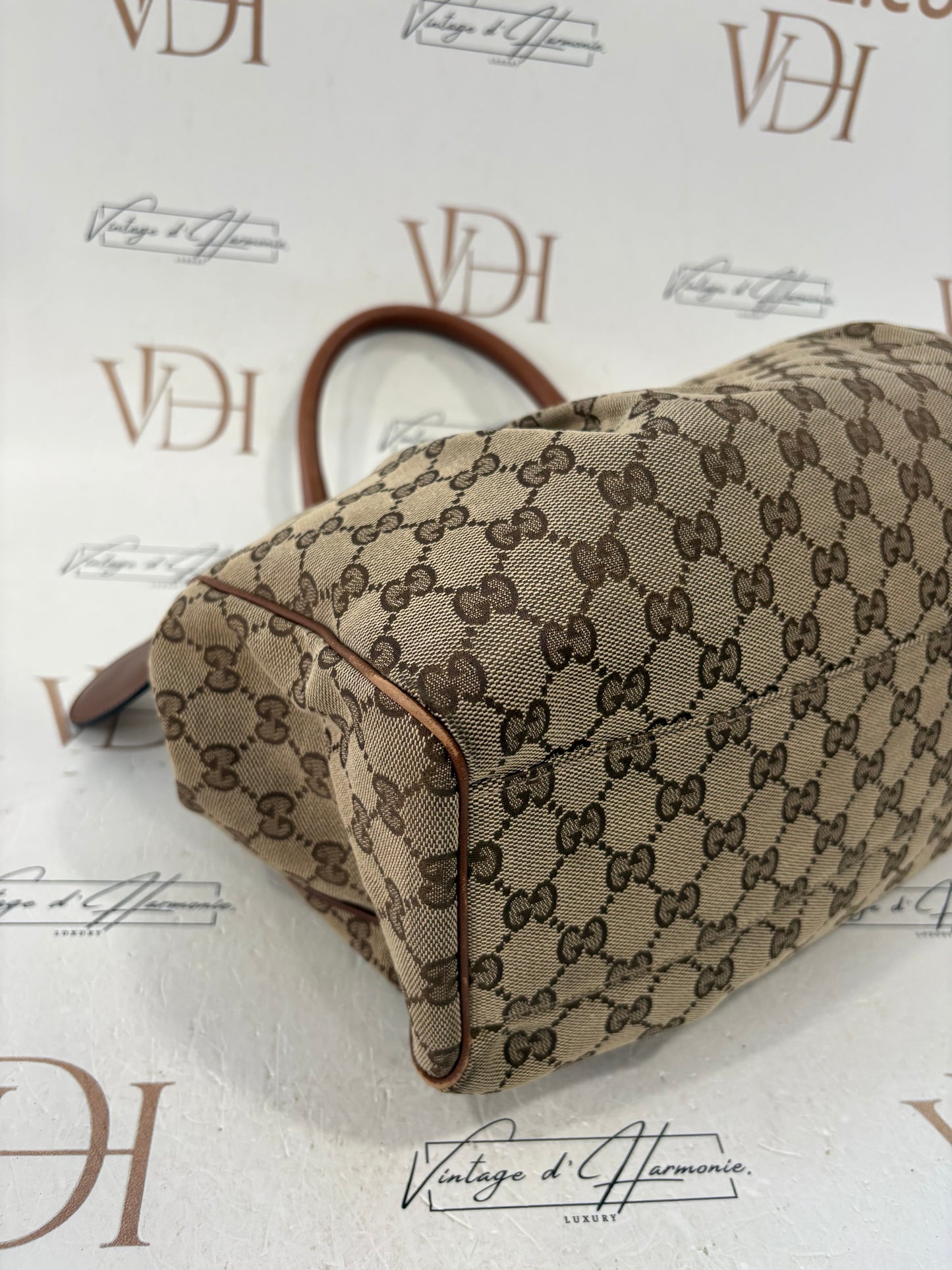 201640 - Gucci Sukey