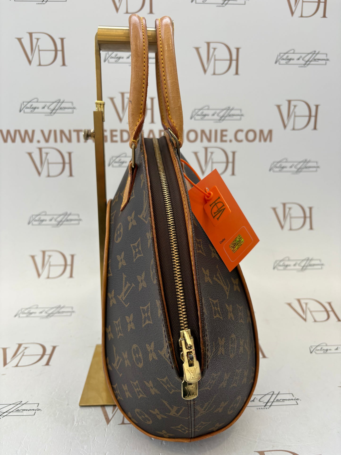 017712 - Louis Vuitton Ellipse MM