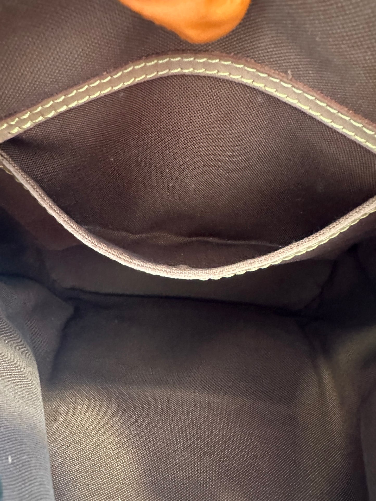 017845 - Louis Vuitton Montsouris MM