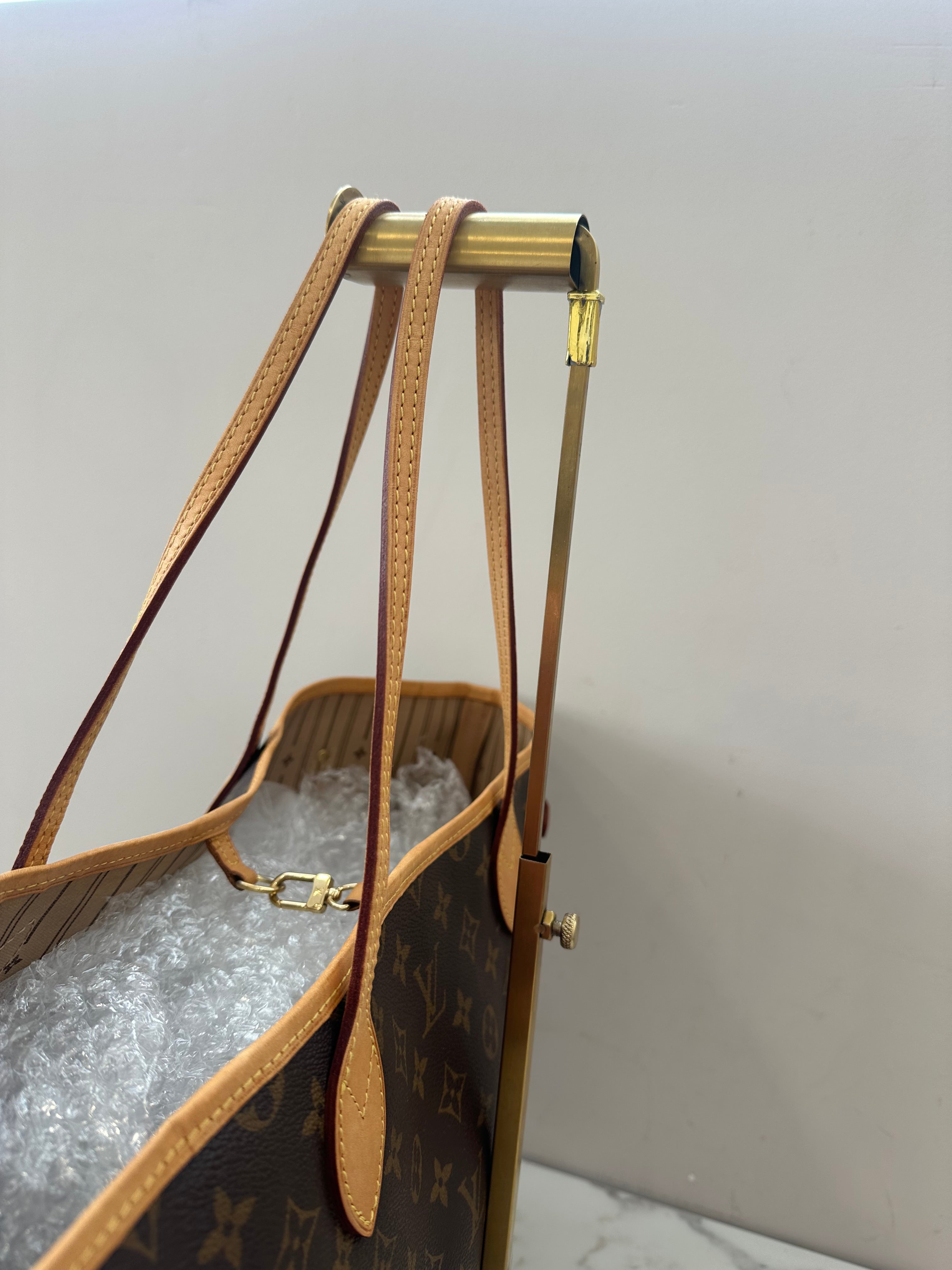 Louis Vuitton Neverfull