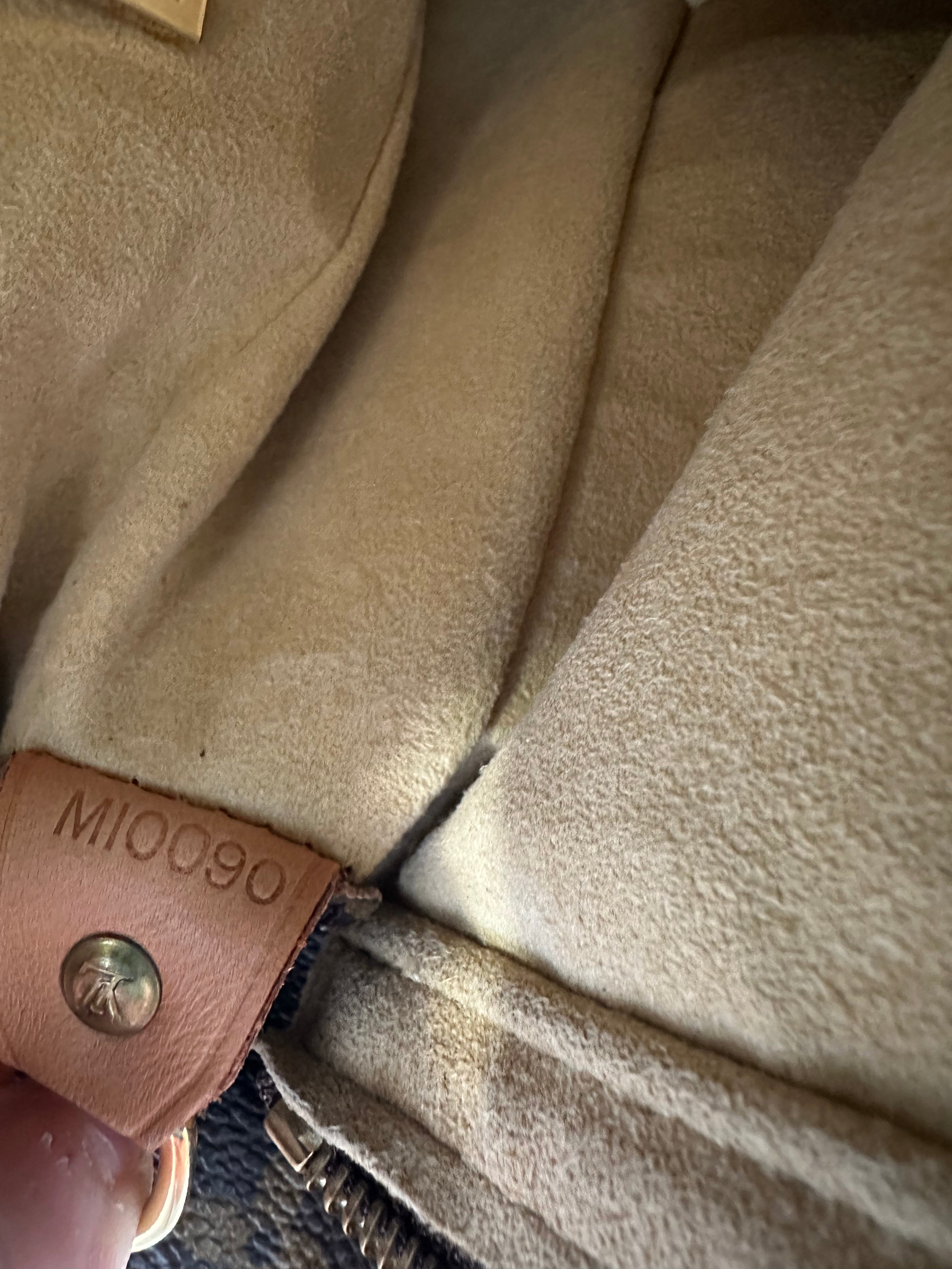 Louis Vuitton Looping GM