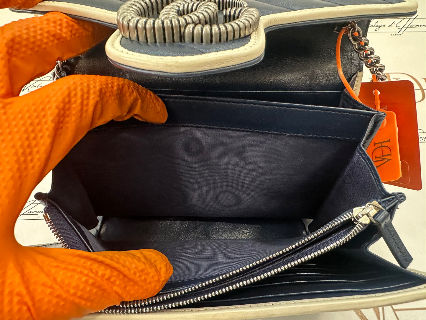 382235 - Gucci Marmont