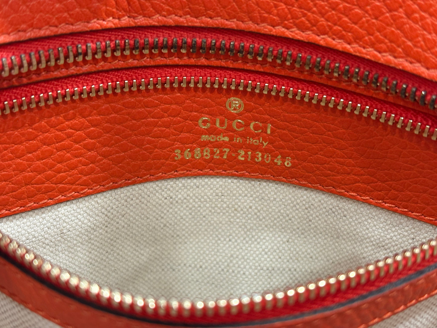 384026 - Gucci Swing