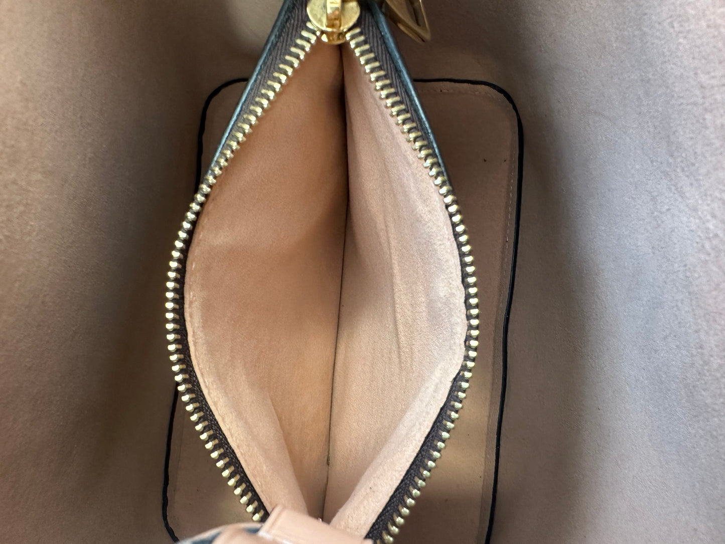 382683 - Louis Vuitton Neo Noé