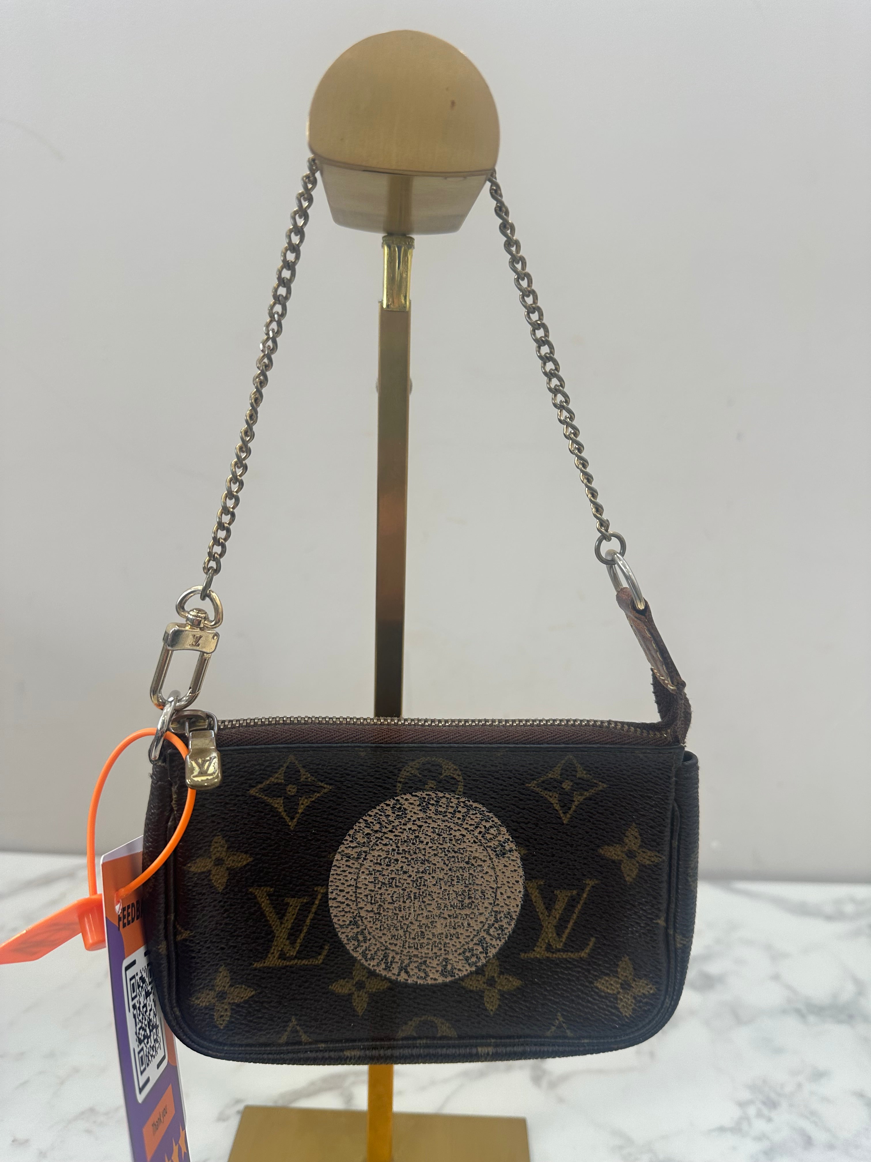 Louis Vuitton Mini Pochette Accessoires