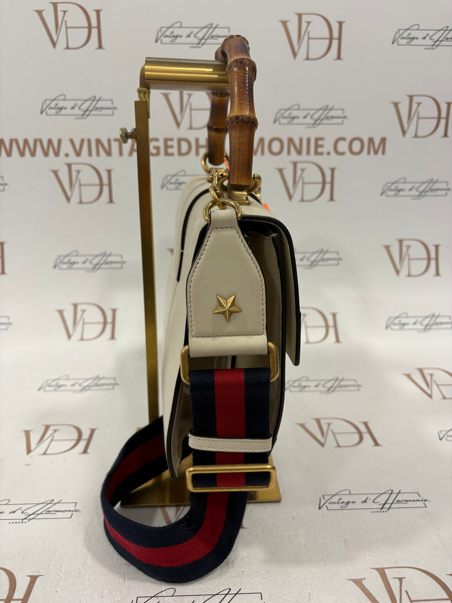 383889 - Gucci Dionysus