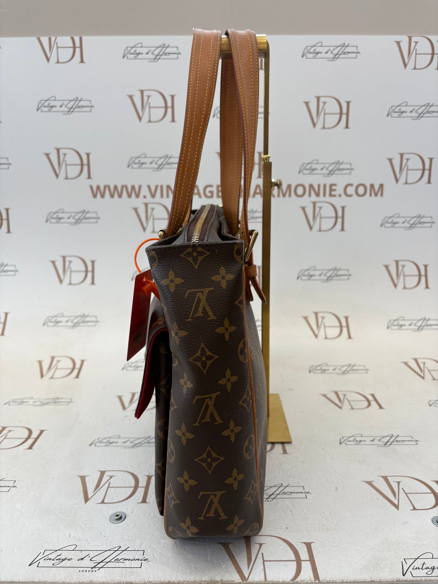 018579 - Louis Vuitton Multipli Cite