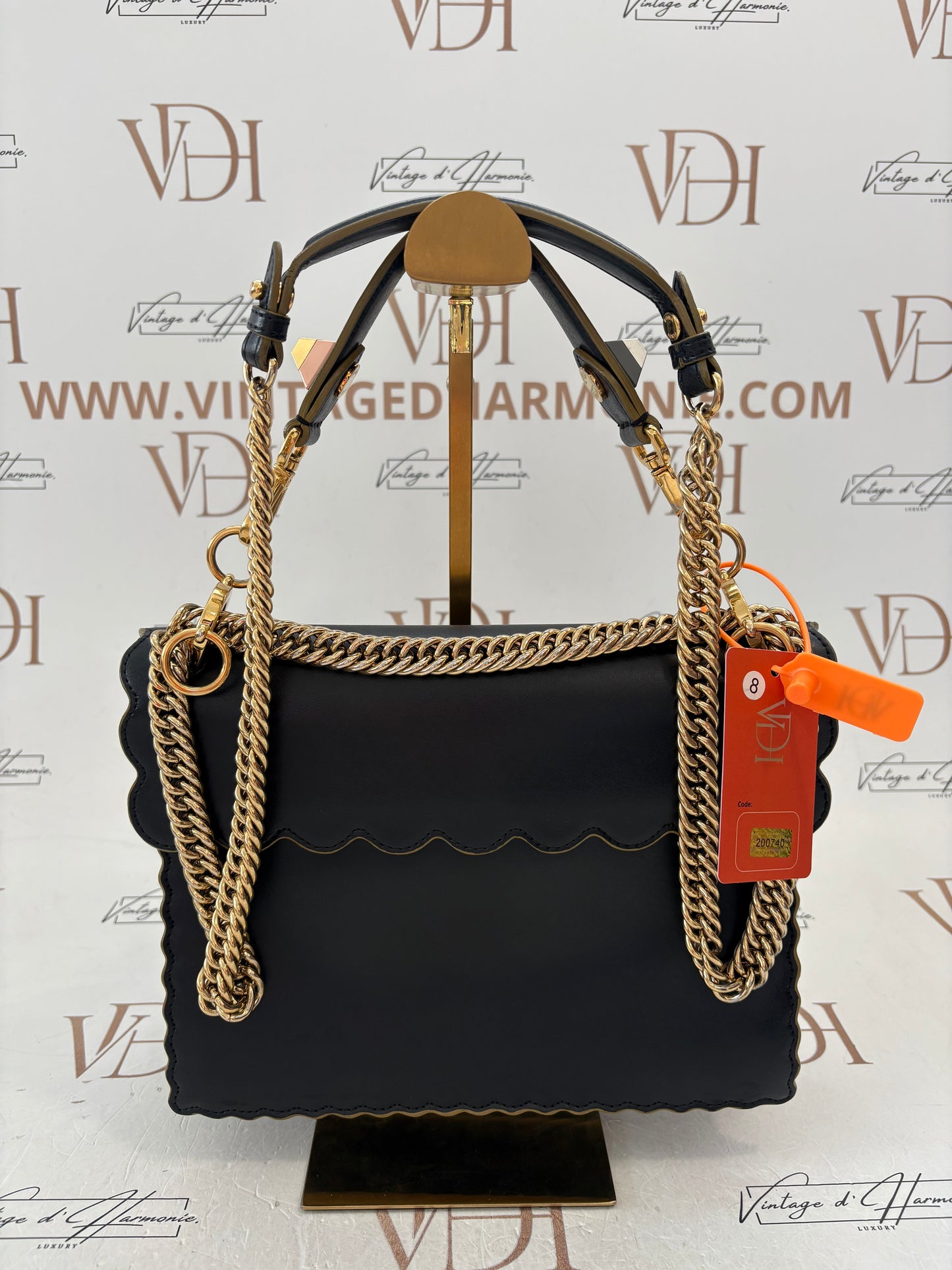 200740 - Fendi Kan
