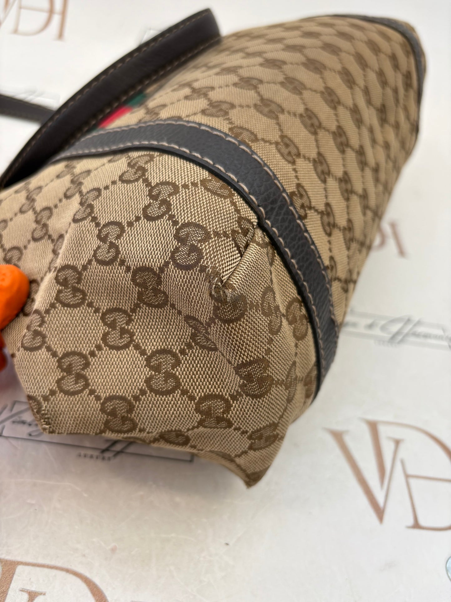 383627 - Gucci Brown