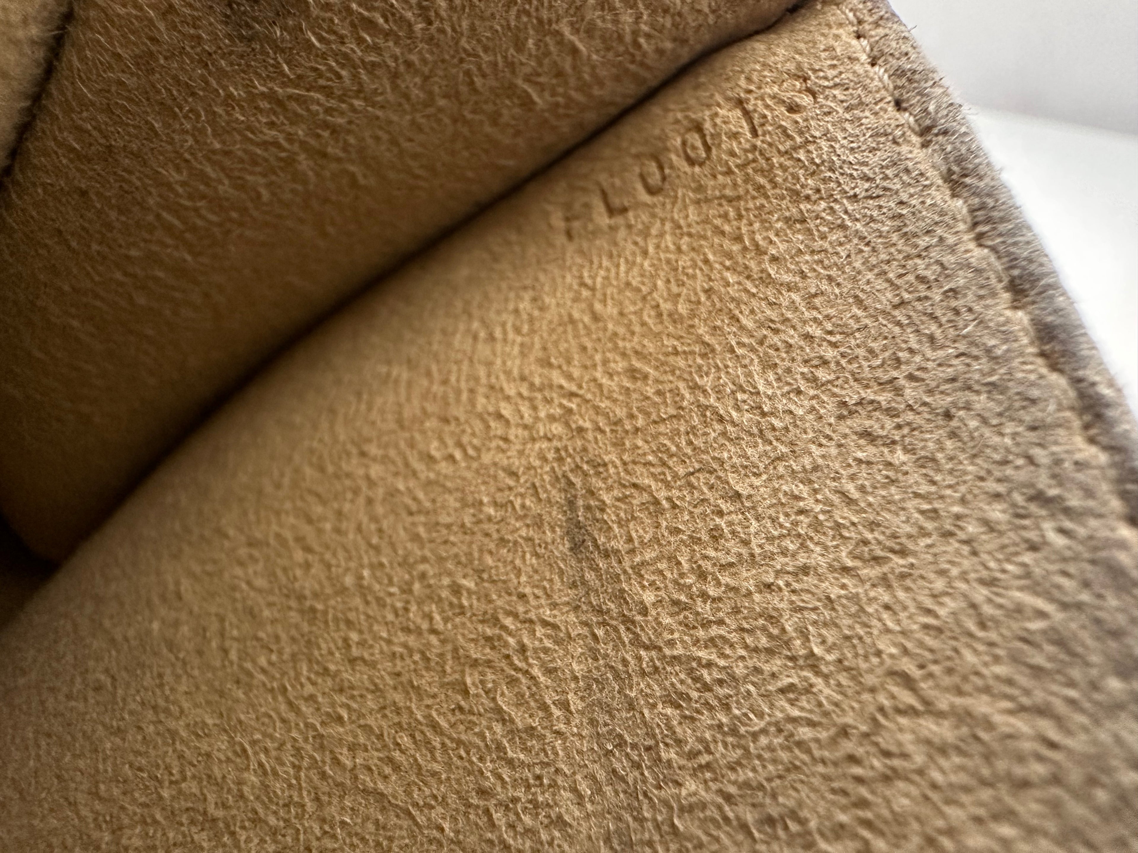 Louis Vuitton Florentine