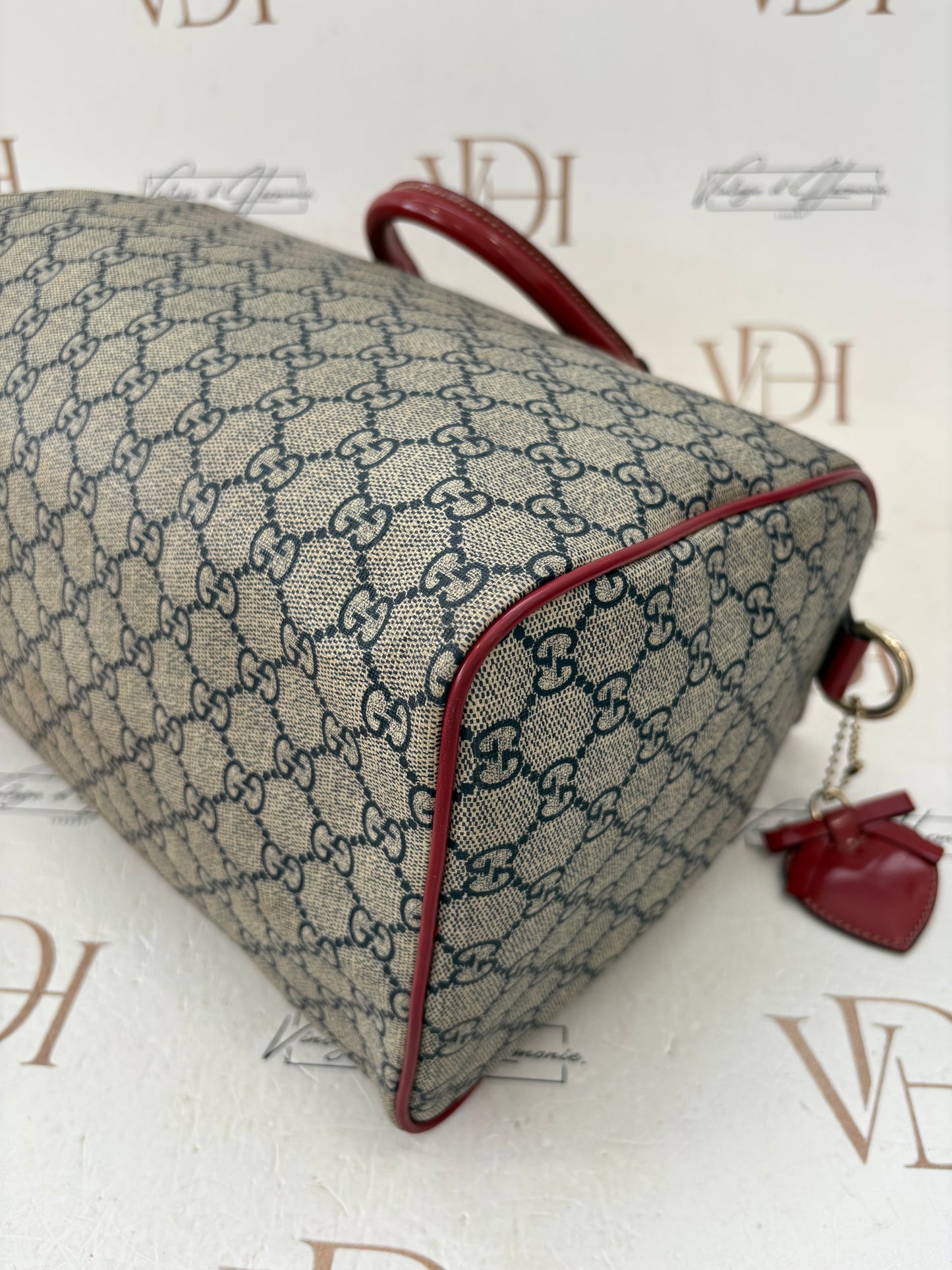 201645 - Gucci Joy