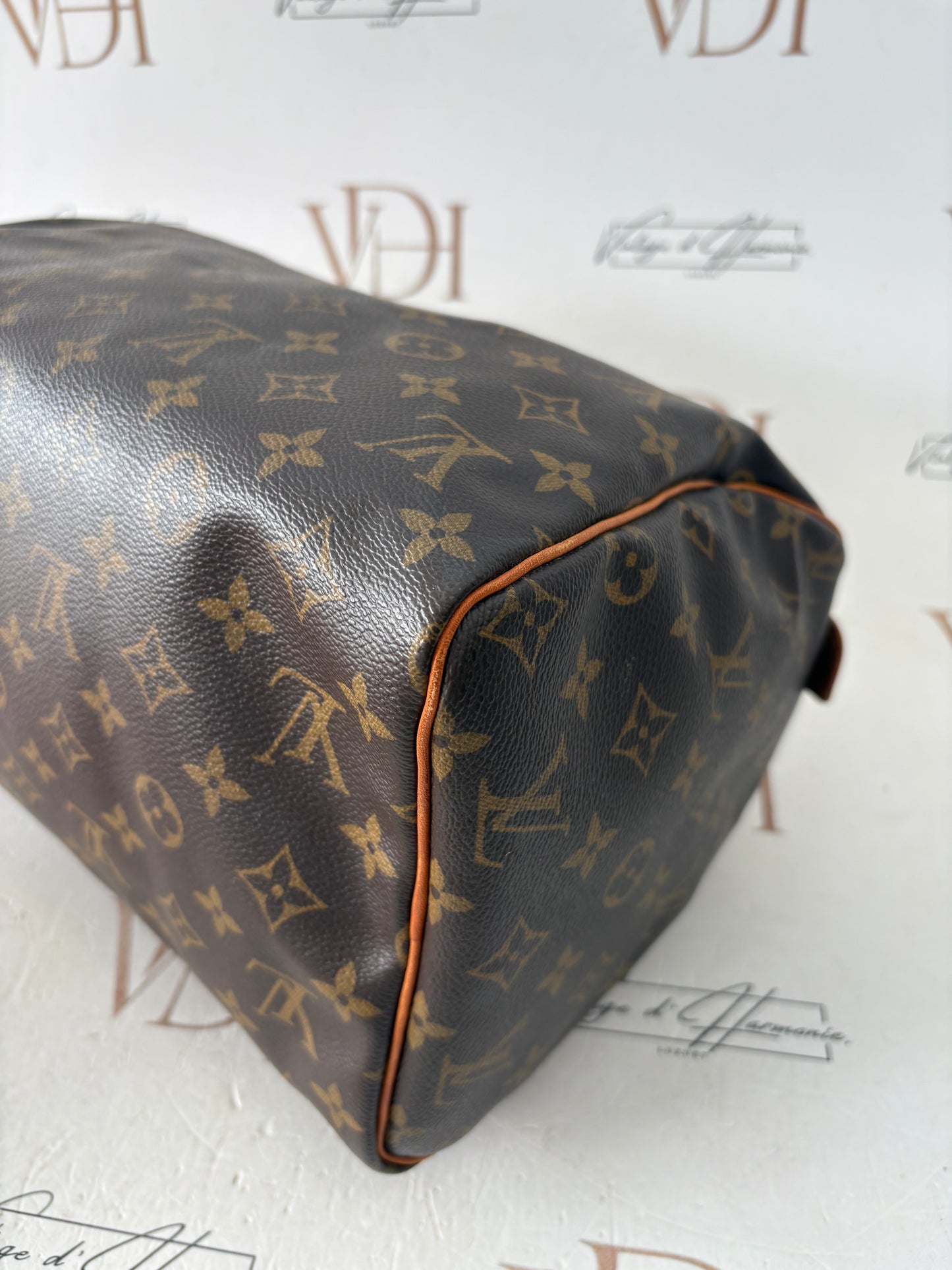 018248 - Louis Vuitton Speedy 30
