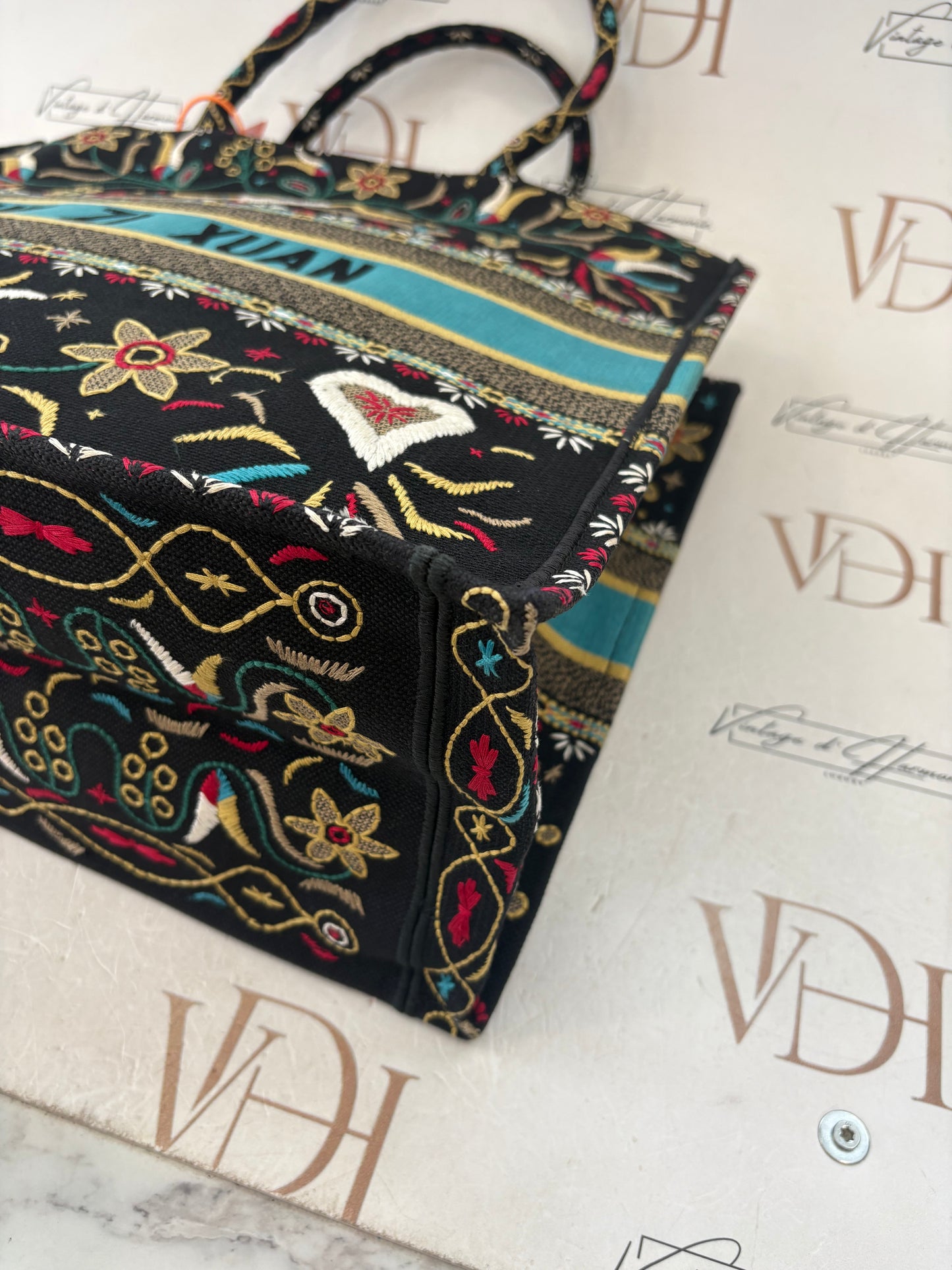 384129 - Dior Book Tote