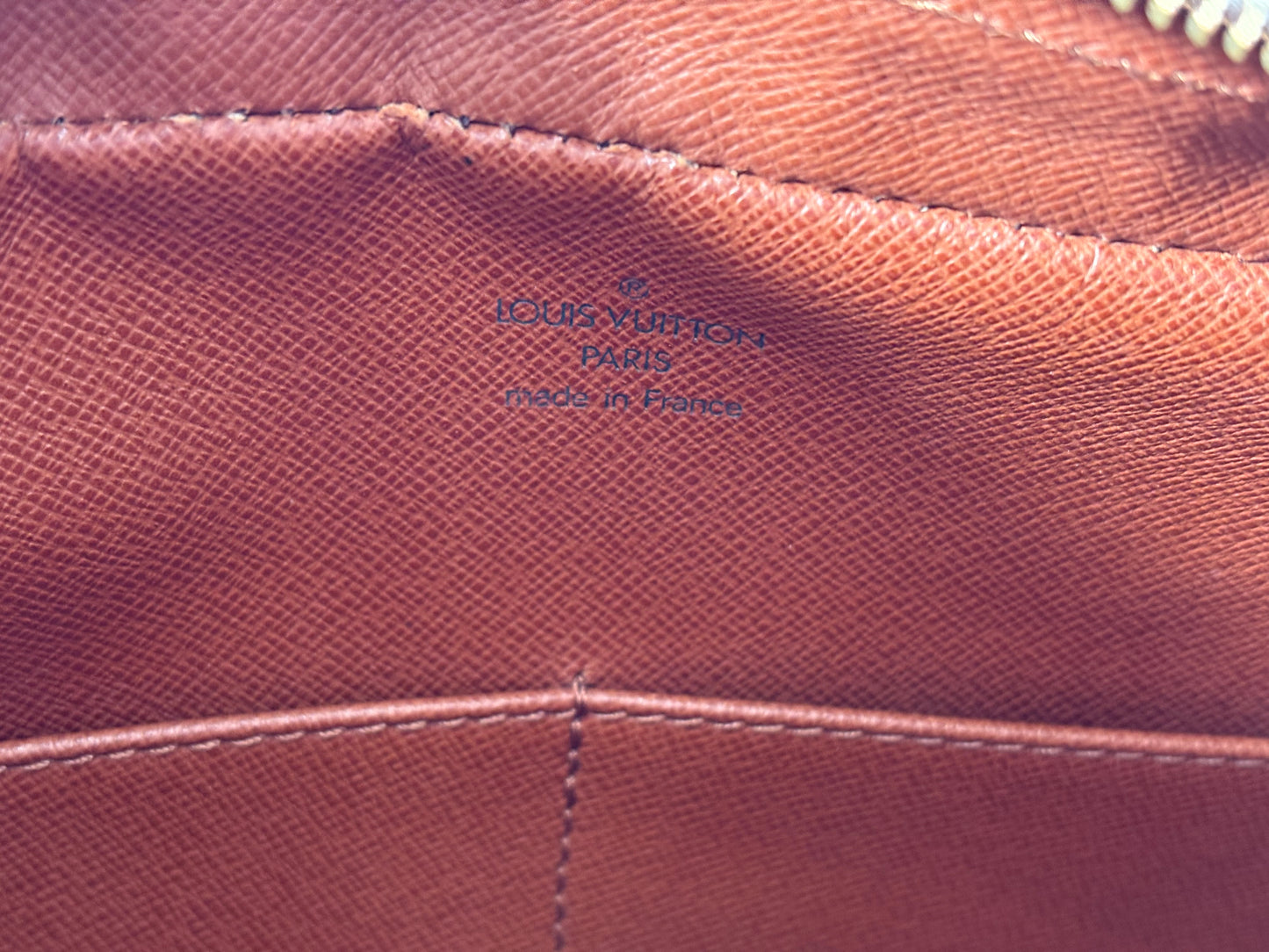 018927 - Louis Vuitton Compiegne 28