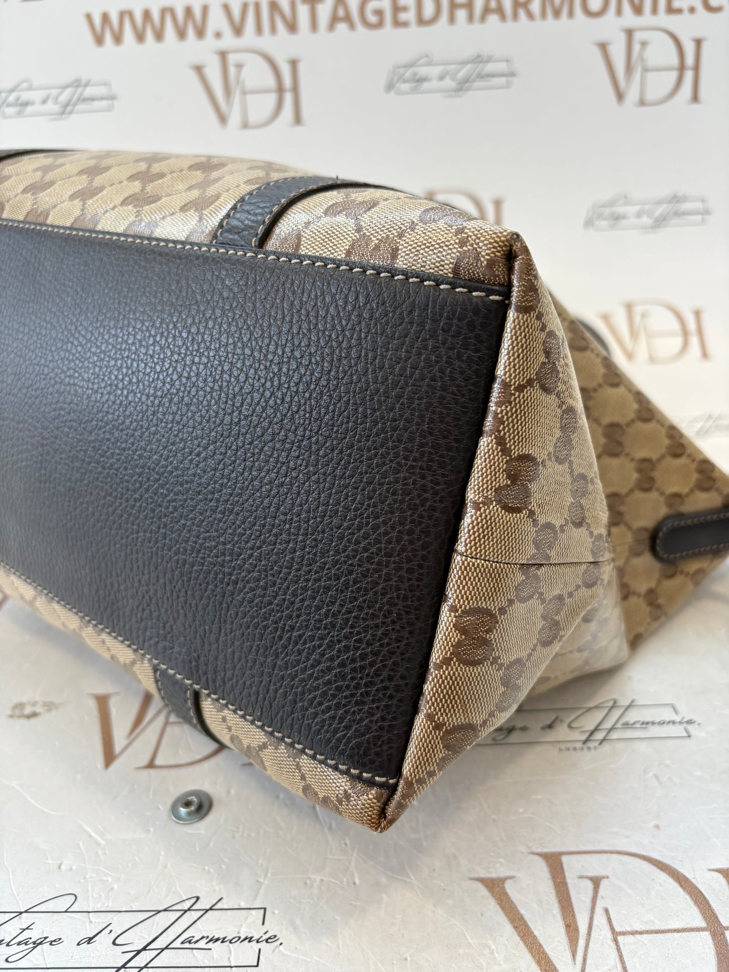 383803 - Gucci