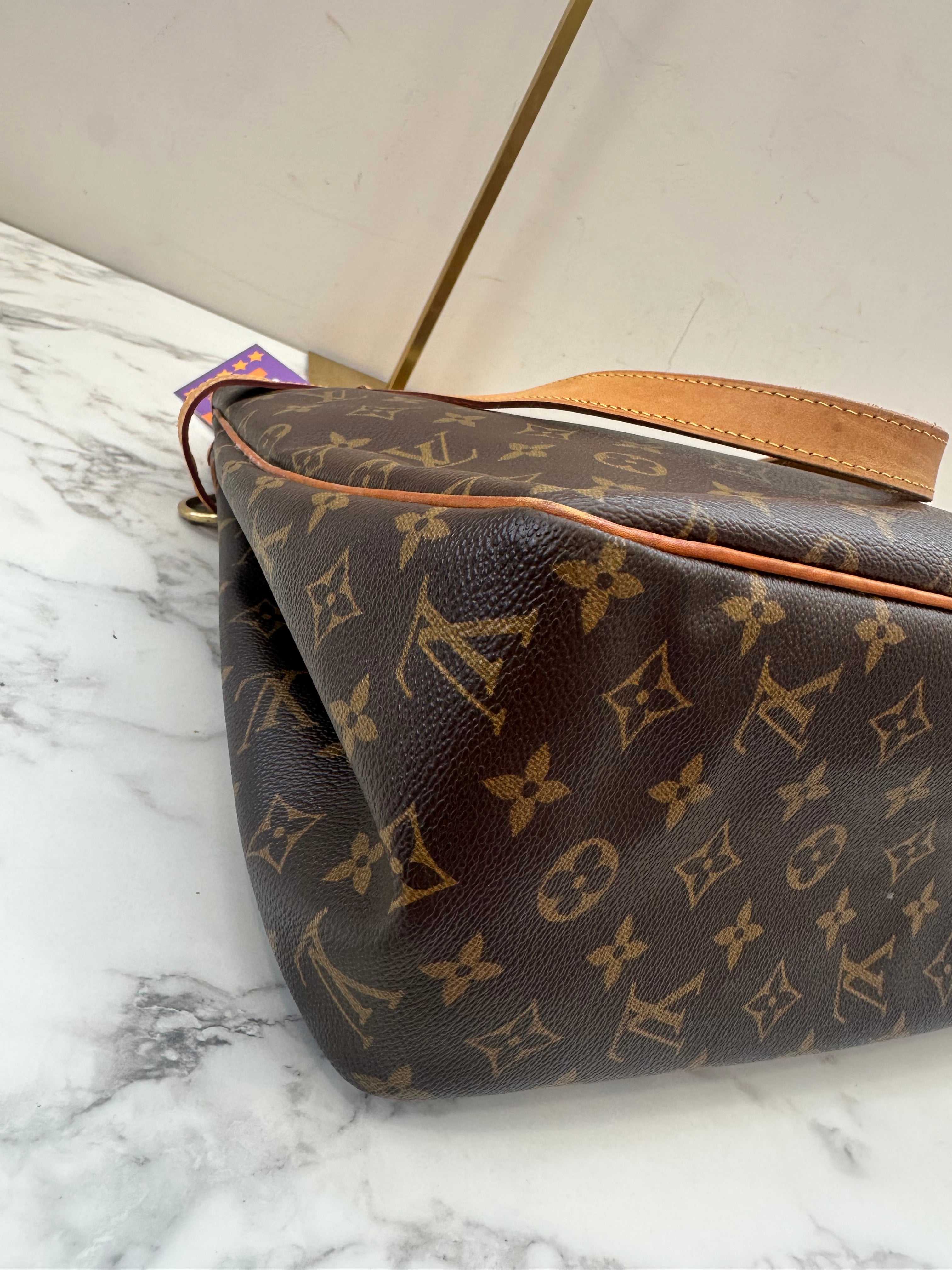 Louis Vuitton Batignolles Vertical