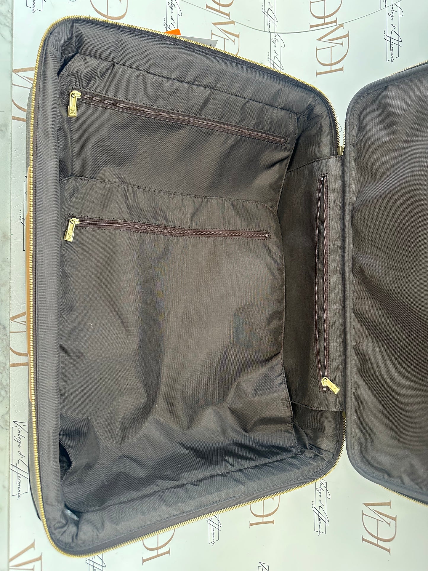 016886 - Louis Vuitton Trolley