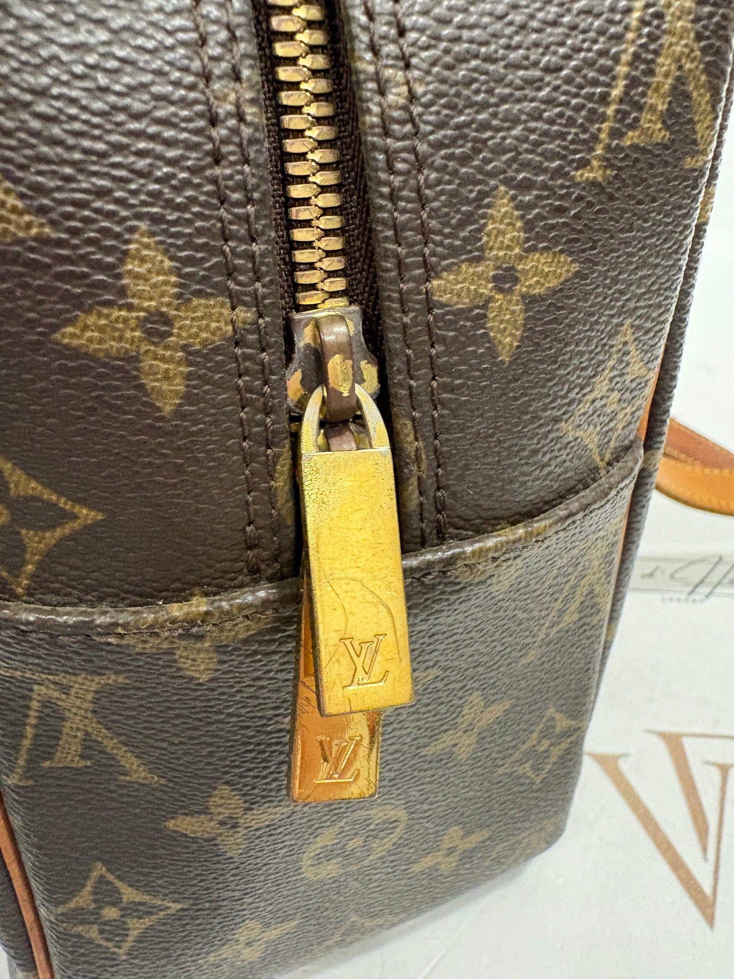 016932 - Louis Vuitton Cite GM