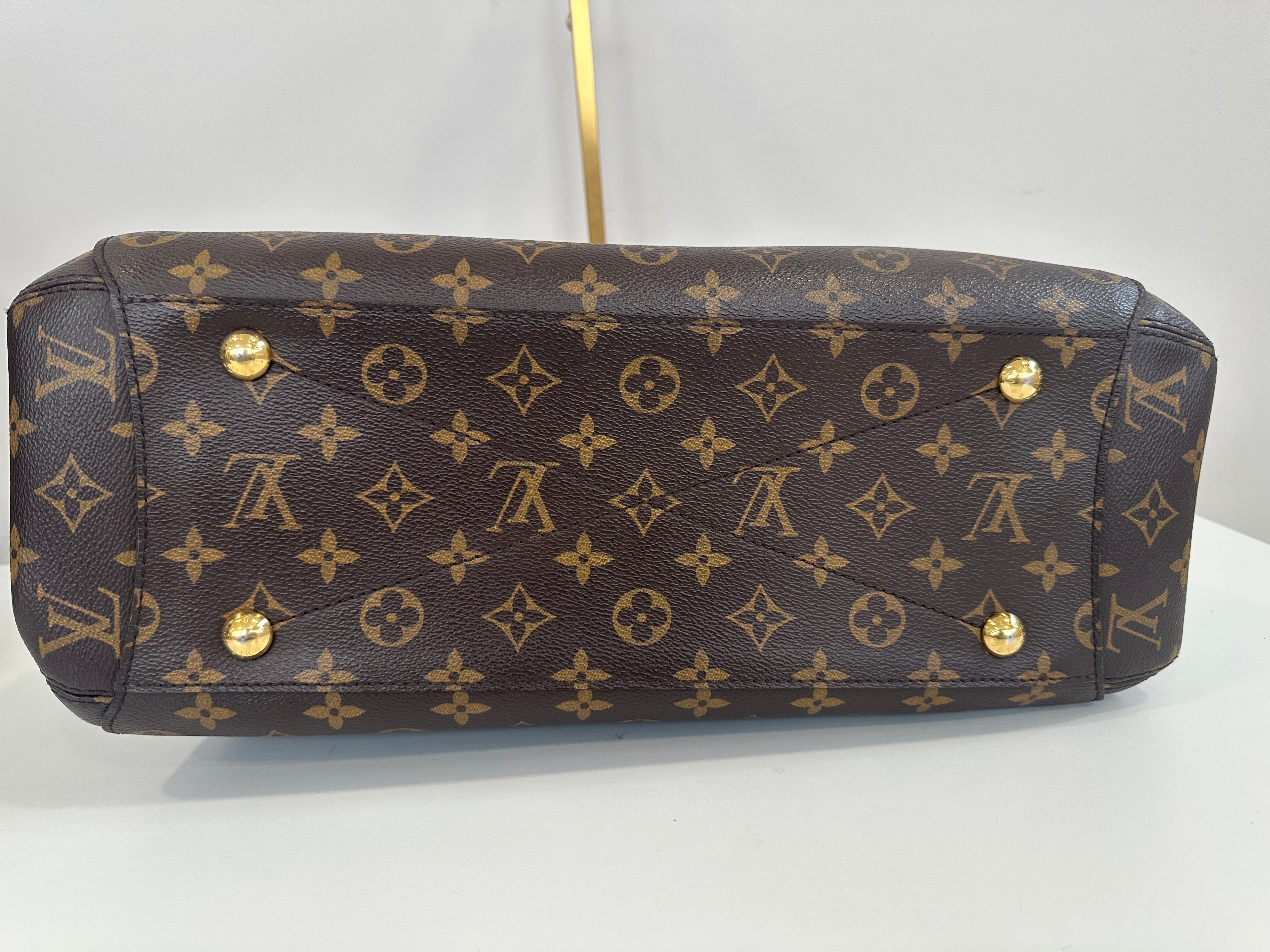 Louis Vuitton Montaigne GM