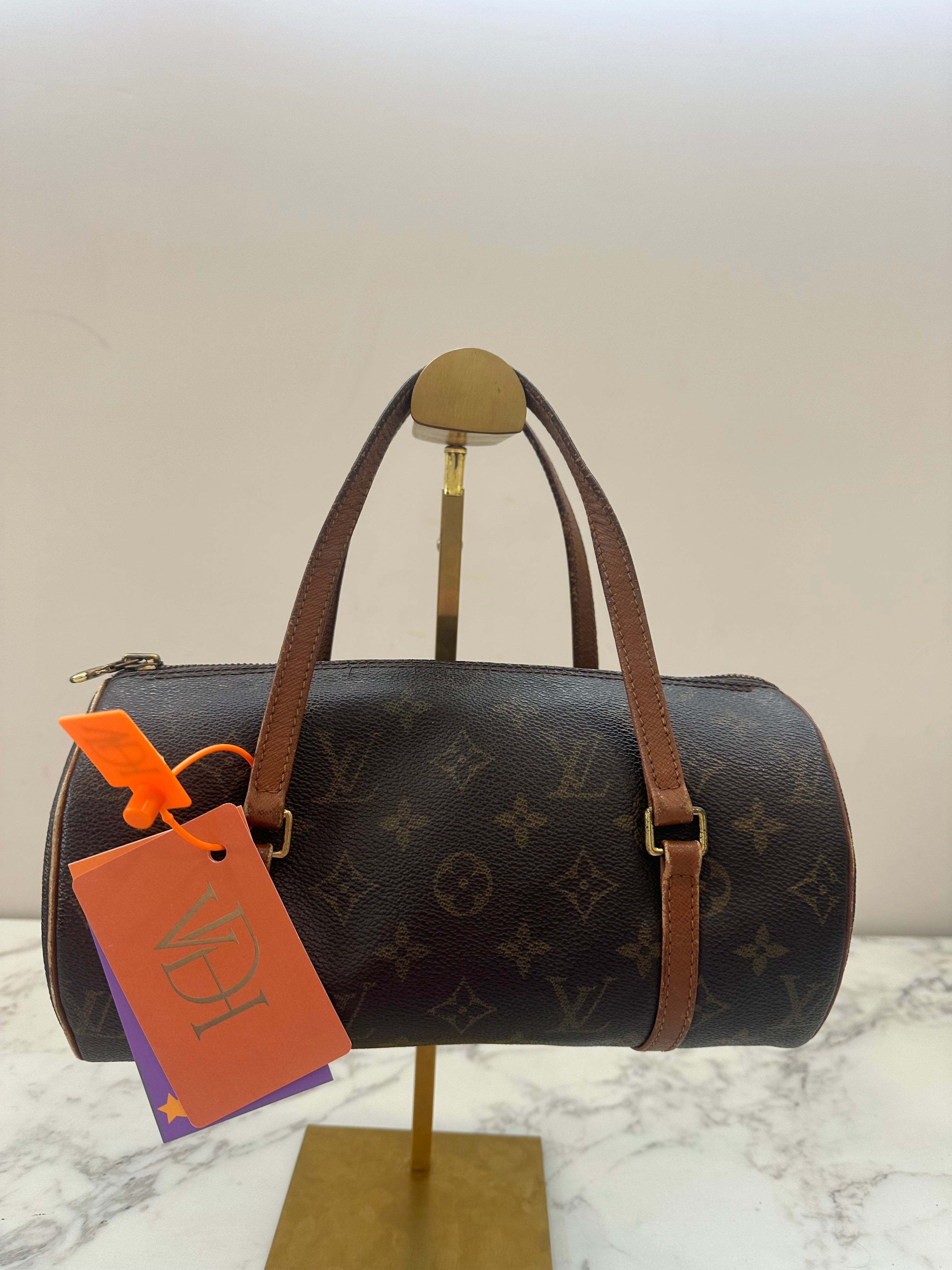 Louis Vuitton Papillon 26